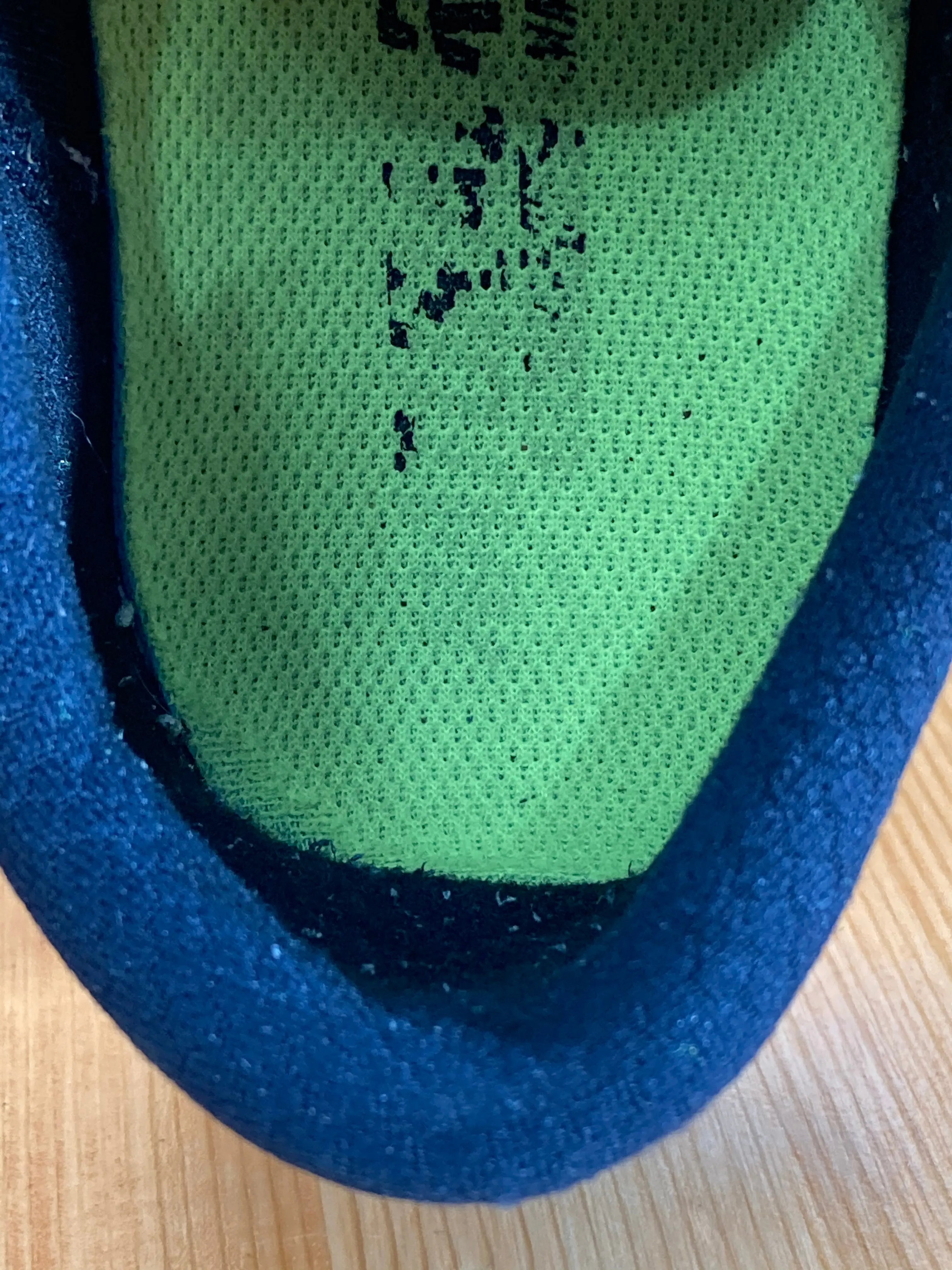 NIKE FREE RN DISTANCE RNDISTANCE Men Size 11 Running Shoes Sneakers Asics Wide Wrestling Shoes