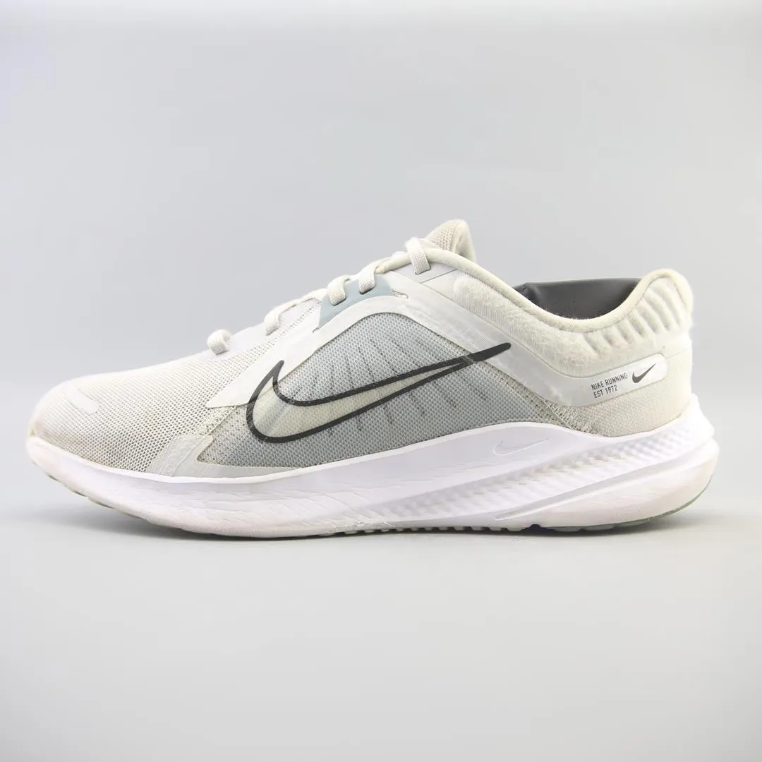 Wide Running Shoes NIKE  QUEST 5