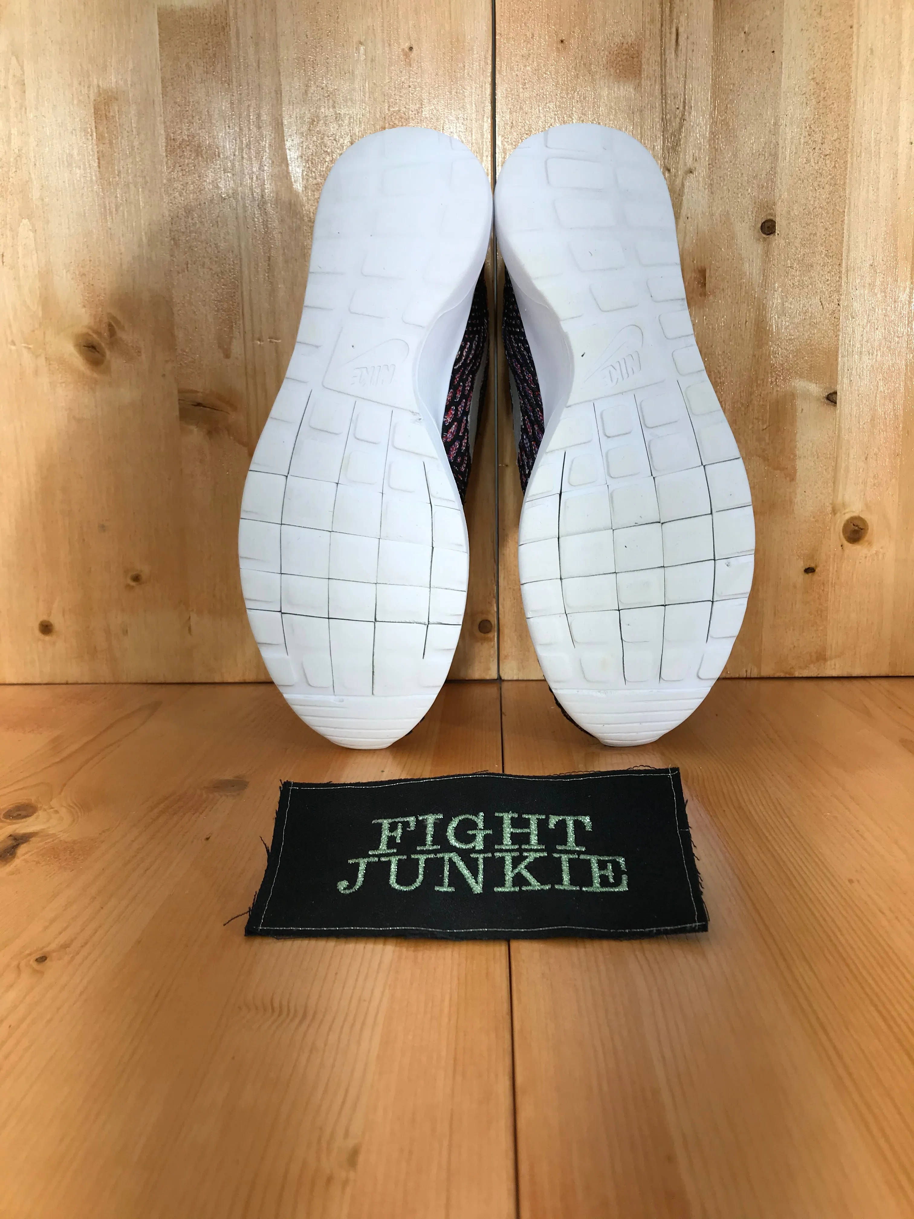 NIKE ROSHE FLYKNIT Men's Size 10.5 Running Shoes Sneakers 677243-016 Asics Gt-1000 5 Running Shoes