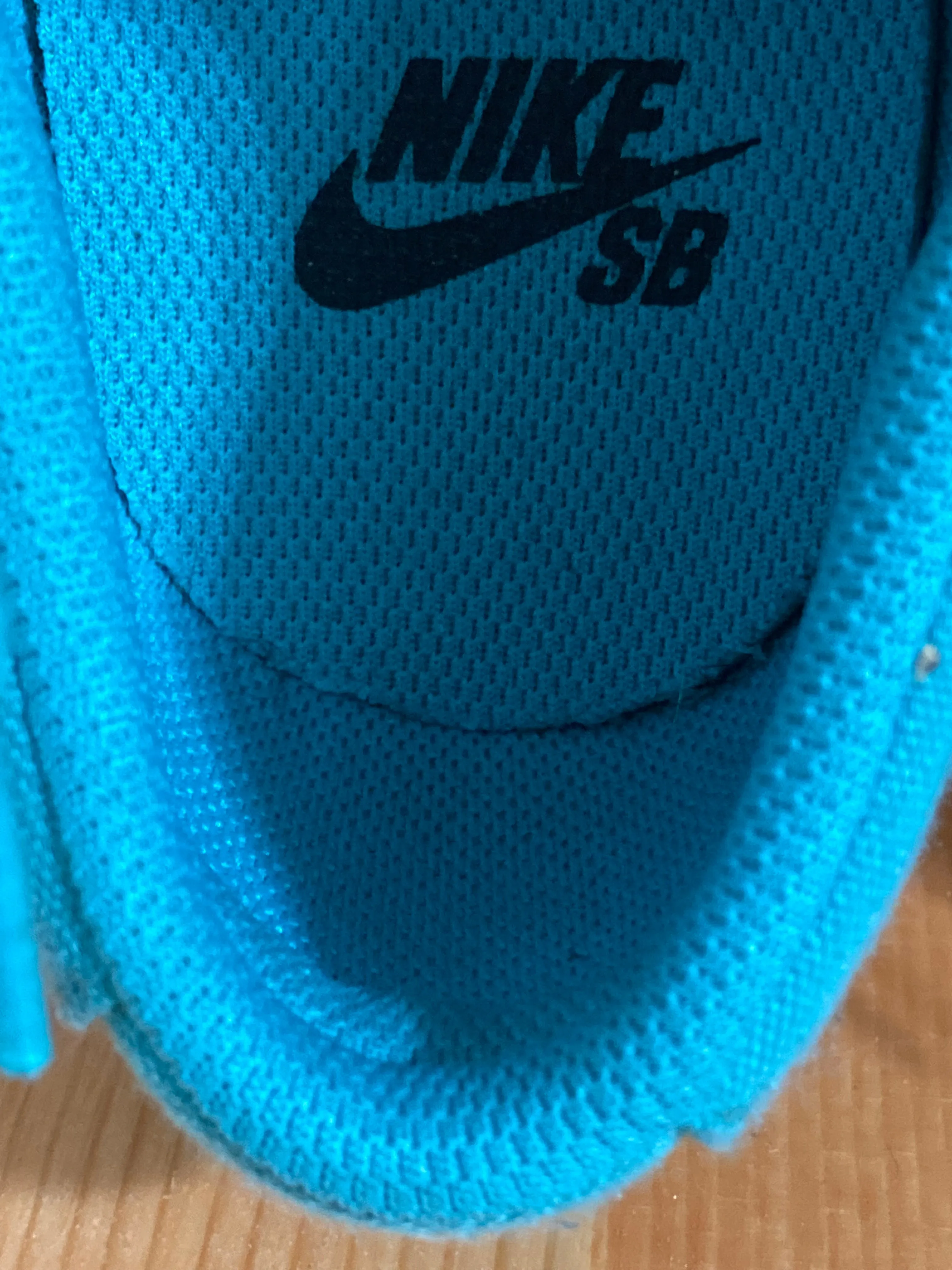 NIKE SB CLUTCH TIFFANY DUNK Youth Size 7 Skateboarding Shoes Sneakers Teal 729825-421 Asics Gel-contend Running Shoes