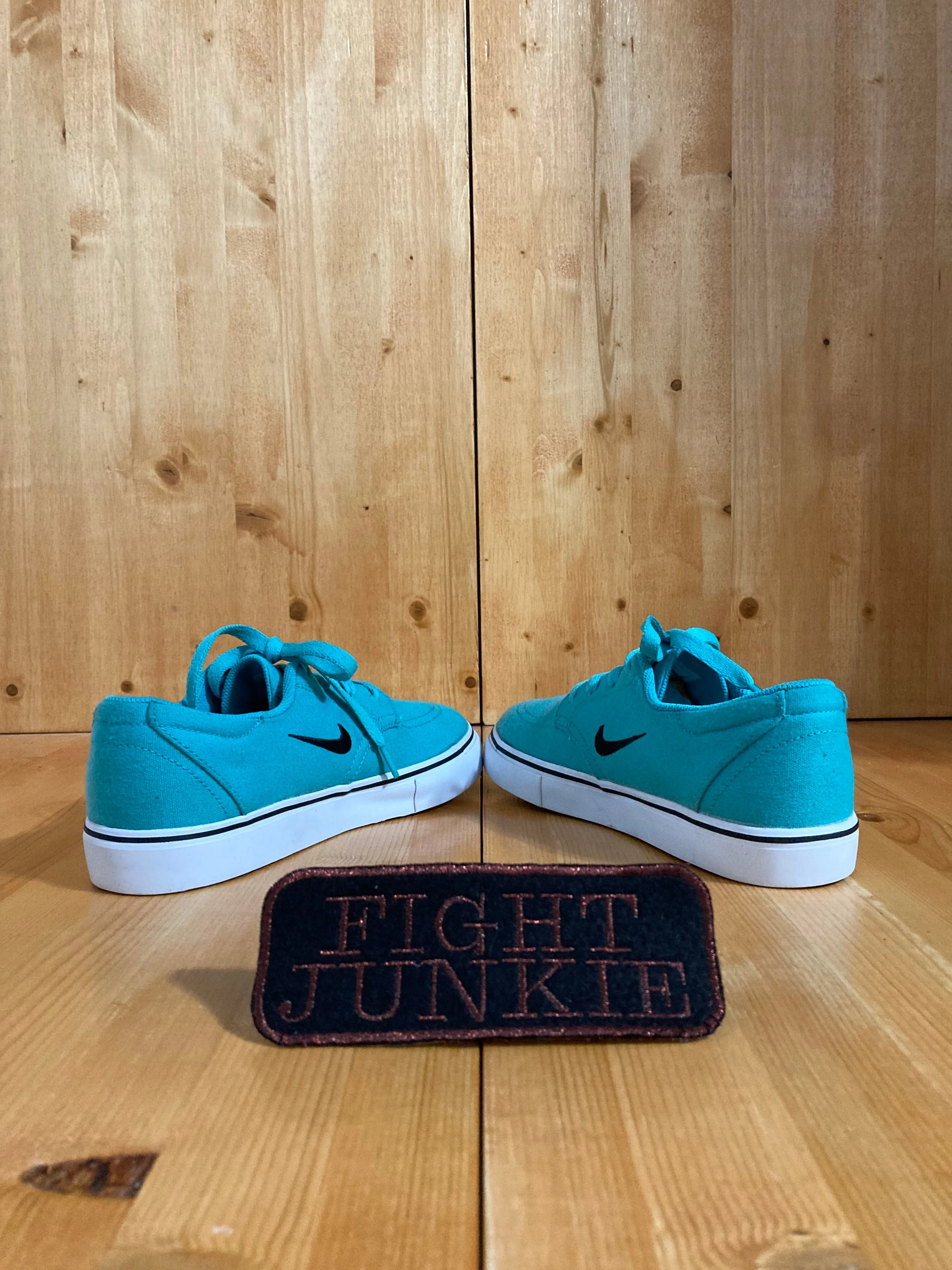 NIKE SB CLUTCH TIFFANY DUNK Youth Size 7 Skateboarding Shoes Sneakers Teal 729825-421 Asics Speedstar Shoes