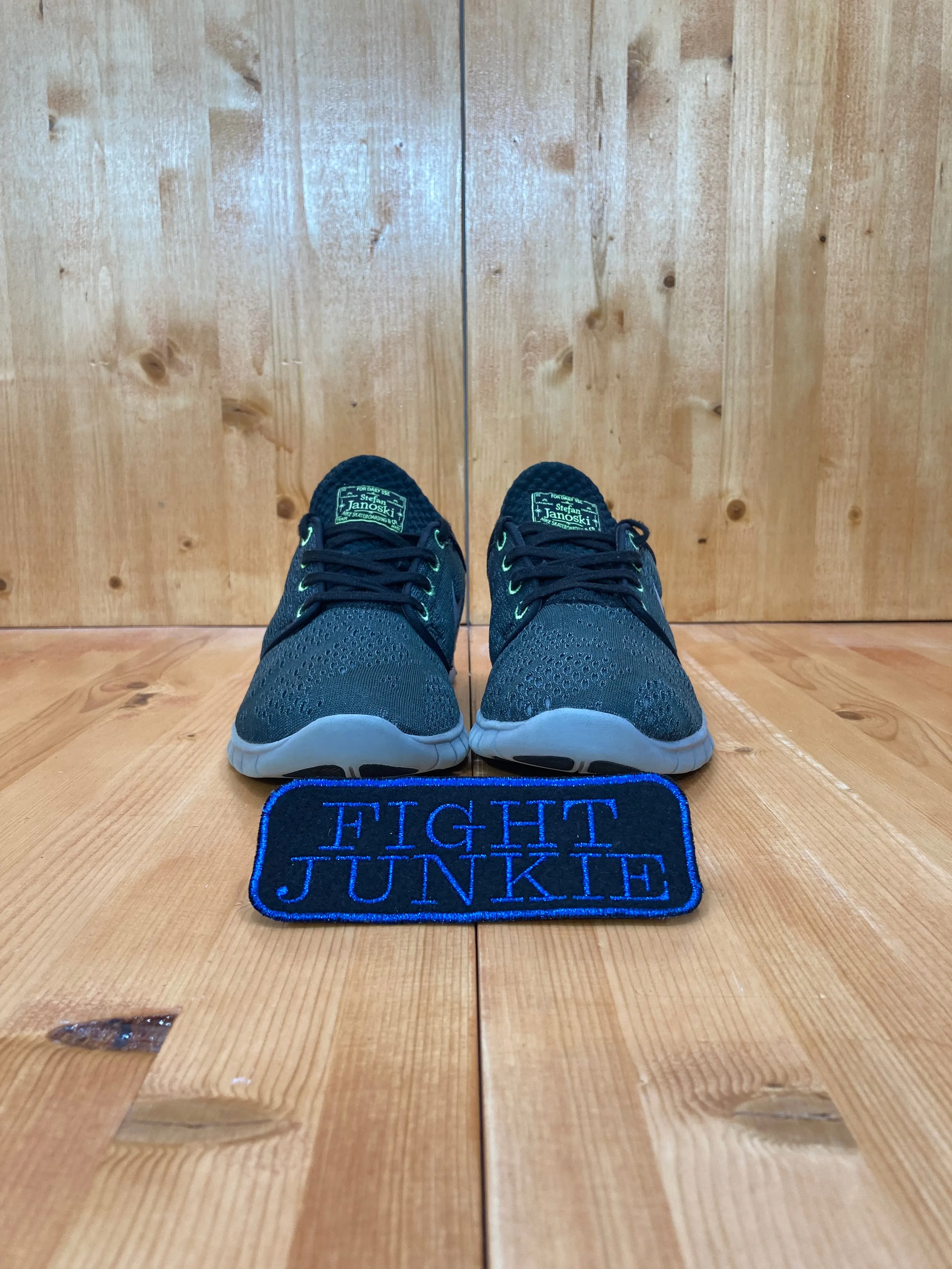 Asics Trail Running Shoes Pronation NIKE SB STEFAN JANOSKI MAX Men Size 9.5 Skateboarding Shoes Sneakers Dark Gray 631303-002