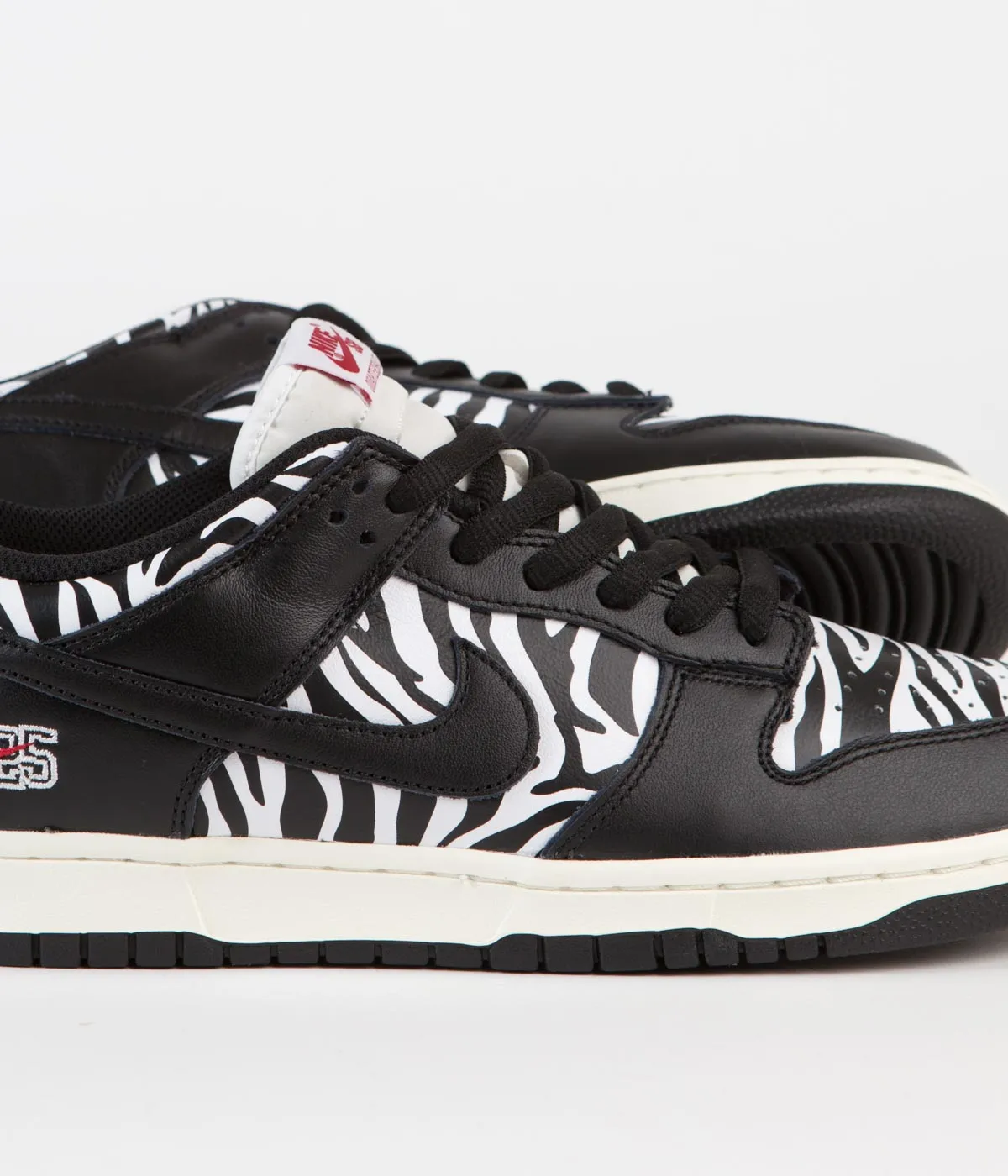 Nike SB x Quartersnacks Dunk Low OG Shoes - Black / White Asics Online Shoes
