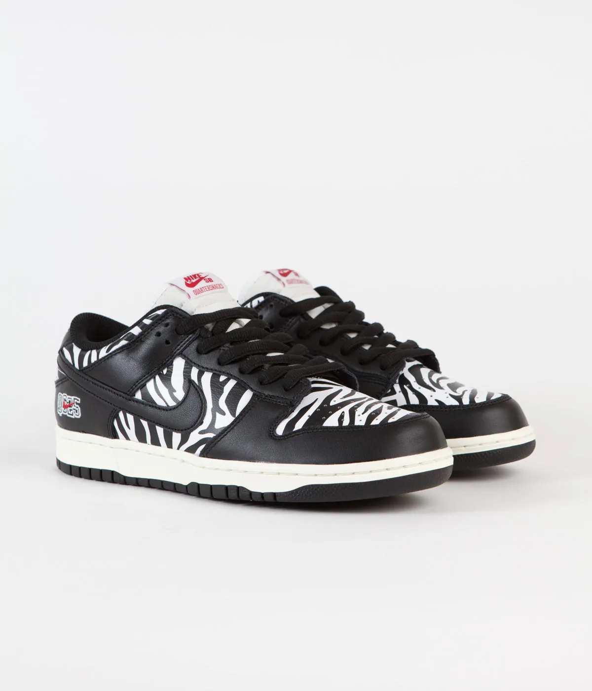 Shoes Asics Amazon Nike SB x Quartersnacks Dunk Low OG Shoes - Black / White