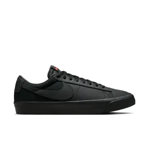 Asics Tennis Hard Court Shoes Nike SB Zoom Blazer Low Pro GT ISO Shoes-Triple Black