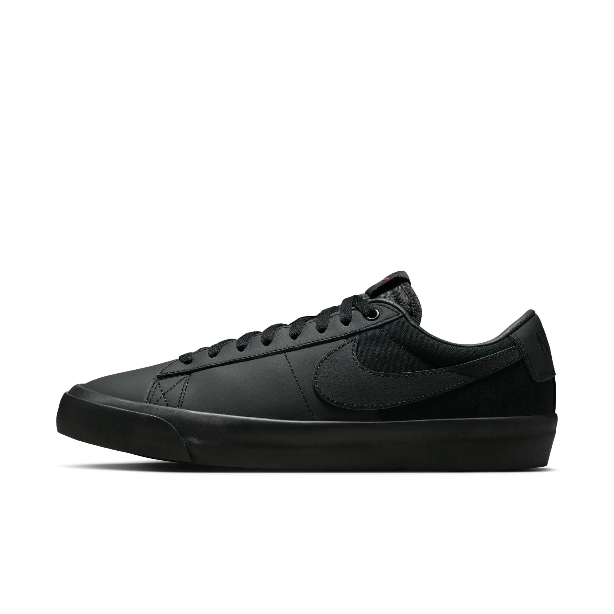 Nike SB Zoom Blazer Low Pro GT ISO Shoes-Triple Black Best Asics Walking Shoes For Overpronation