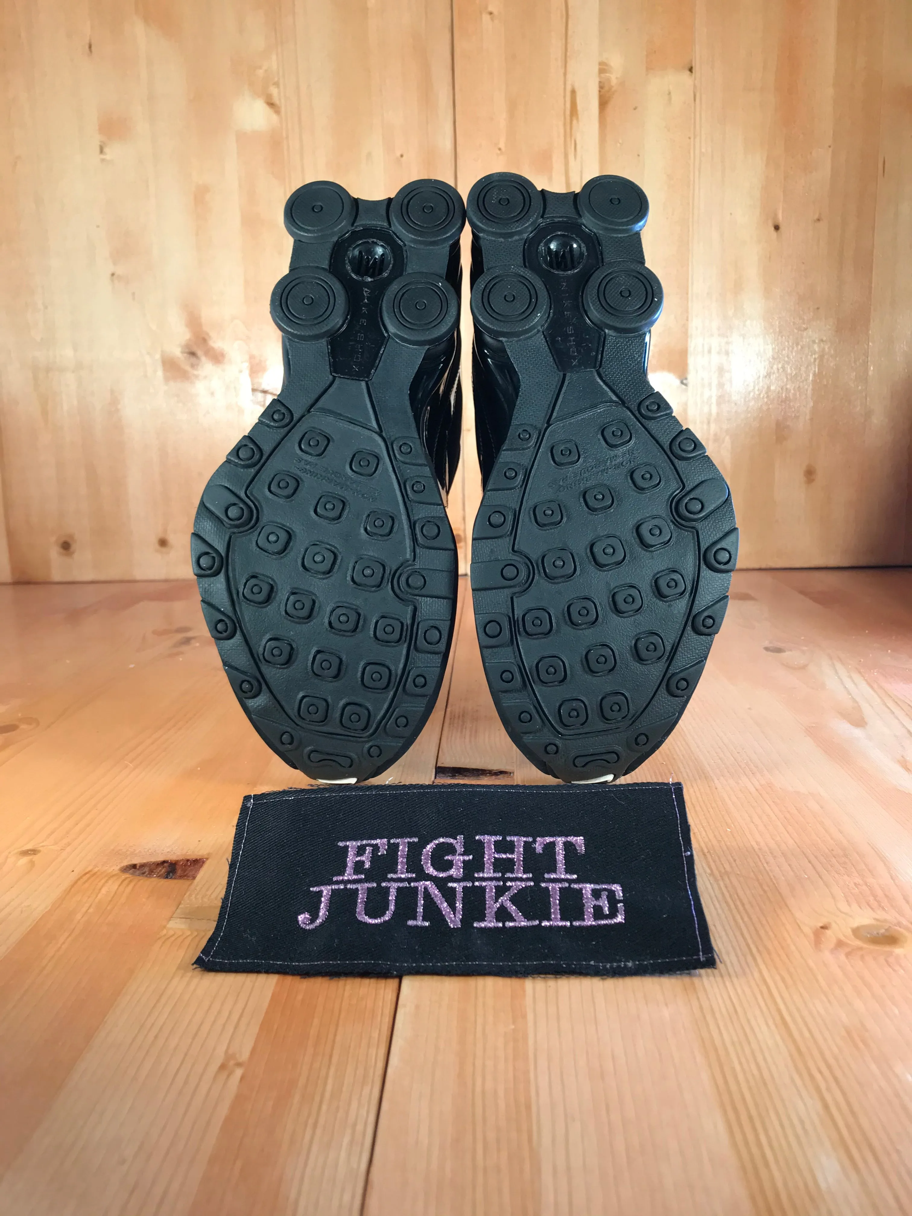 Asics Affordable Shoes NIKE SHOX DELIVER Youth Size 5.5Y Suede Black On Black Shoes Sneakers