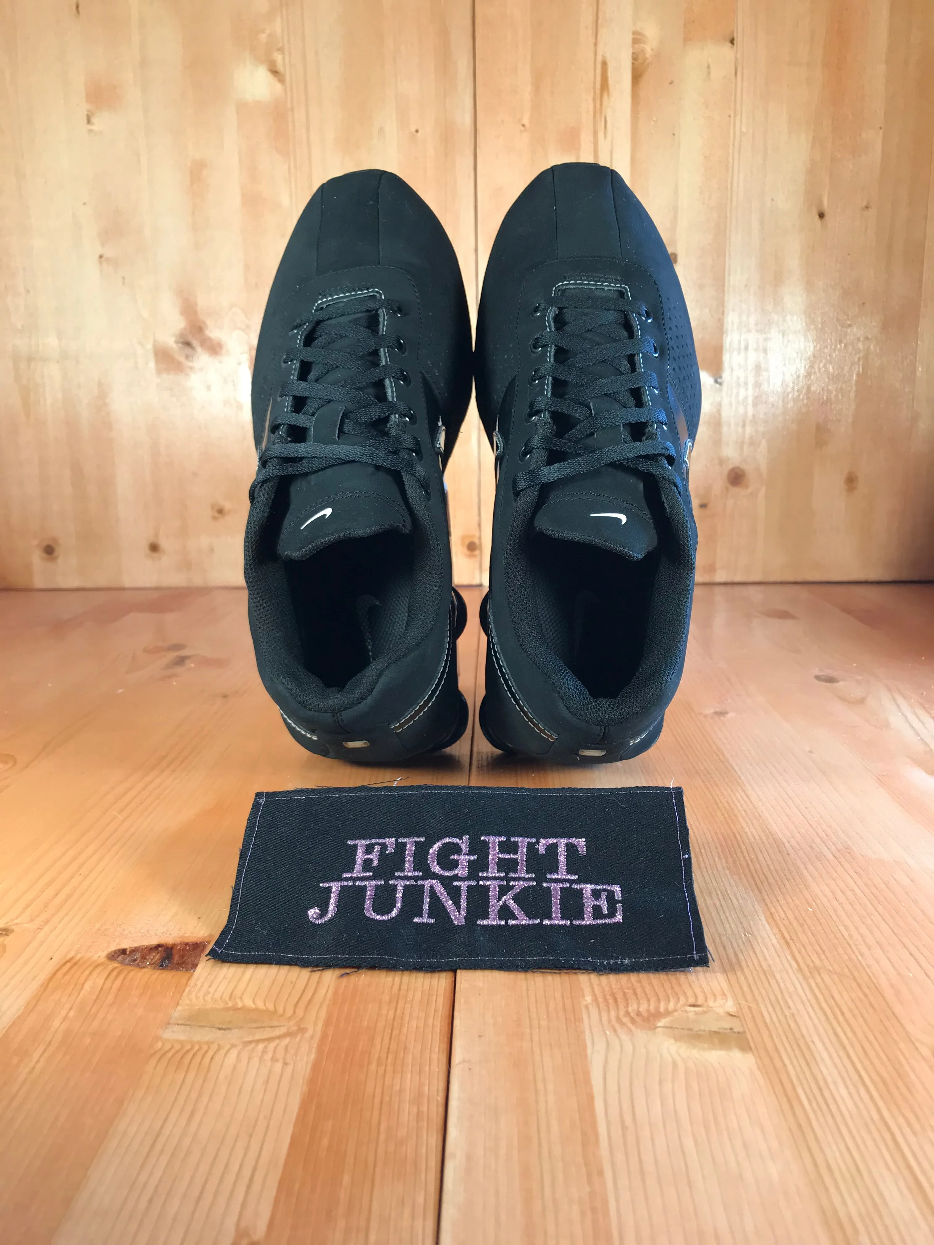 Asics Shoes Gel Nimbus 15 NIKE SHOX DELIVER Youth Size 5.5Y Suede Black On Black Shoes Sneakers