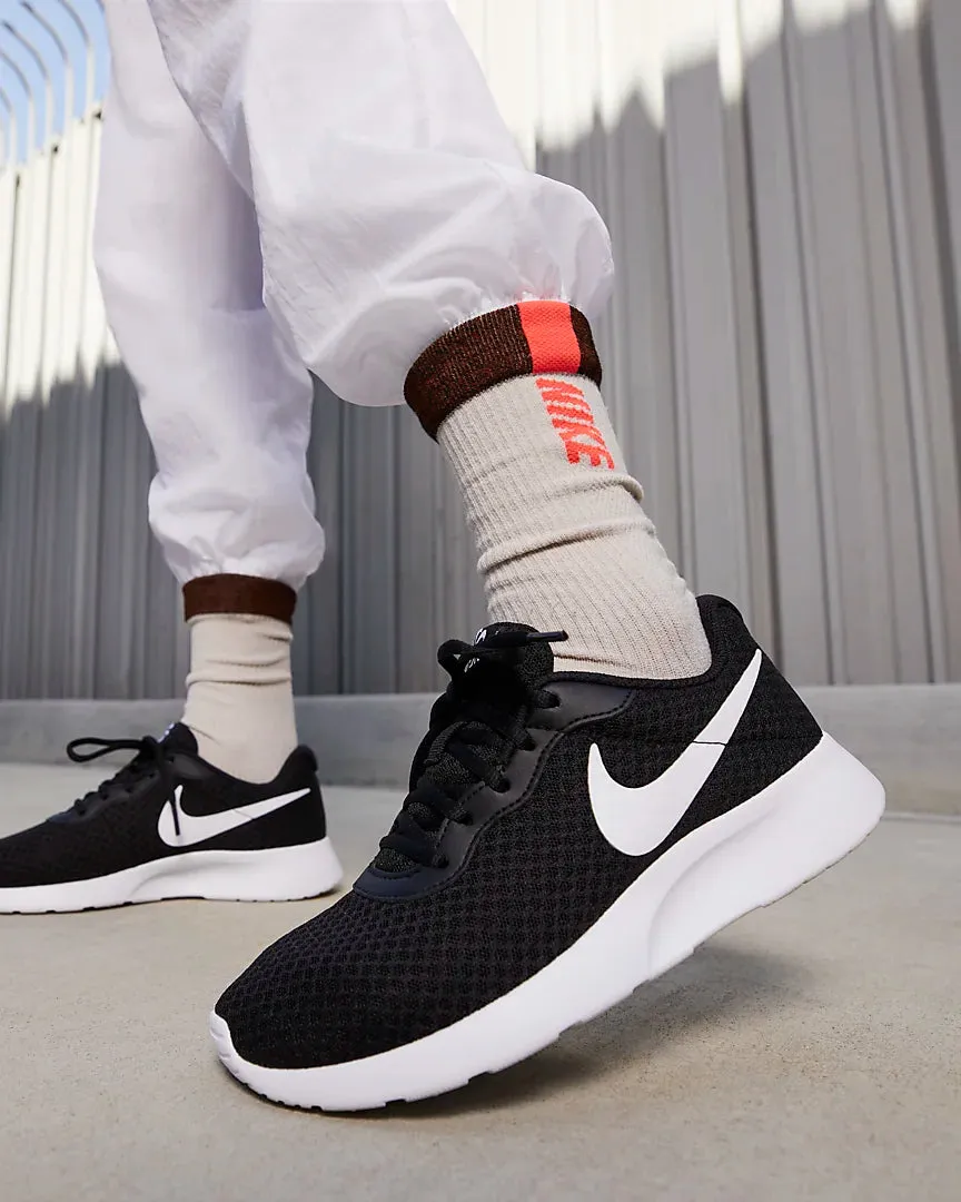 Asics Diabetic Shoes .Nike Tanjun Women's Shoes Black/White - (DJ6257 004) - BW - R1L4