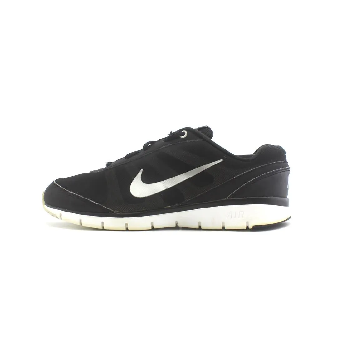 Running New Shoes NIKE TOTAL CORE TR