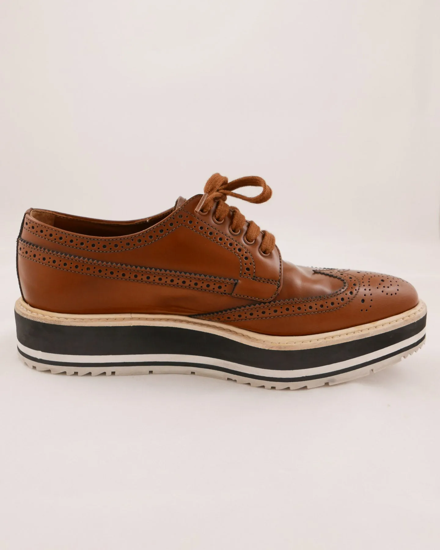 Prada Leather Wingtip Platform Shoes Flat Track Hot Shoe For Sale