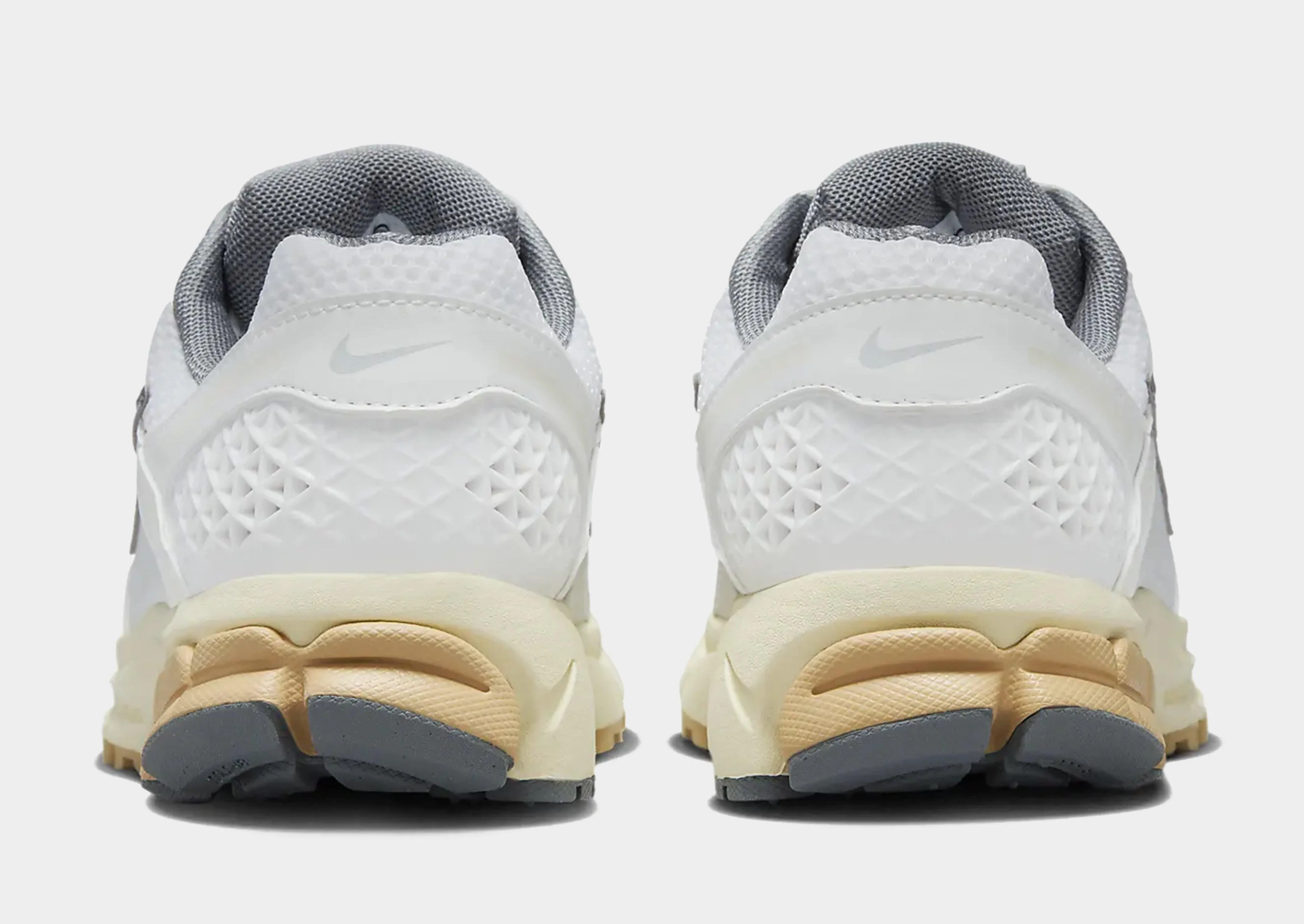 Asics Trail Scout 3 Trail Running Shoes Zoom Vomero 5 Women's