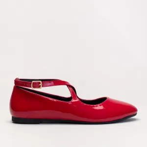 PUMP WITH CROSS OVER STRAPS Best Workout Shoes For Wide Flat Feet