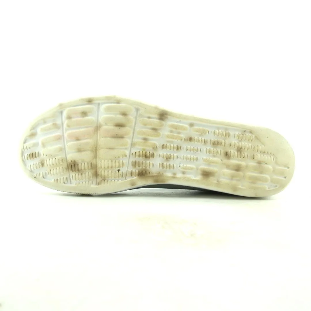 Best Business Casual Shoes For Winter REEBOK RUNAROUND 2.0