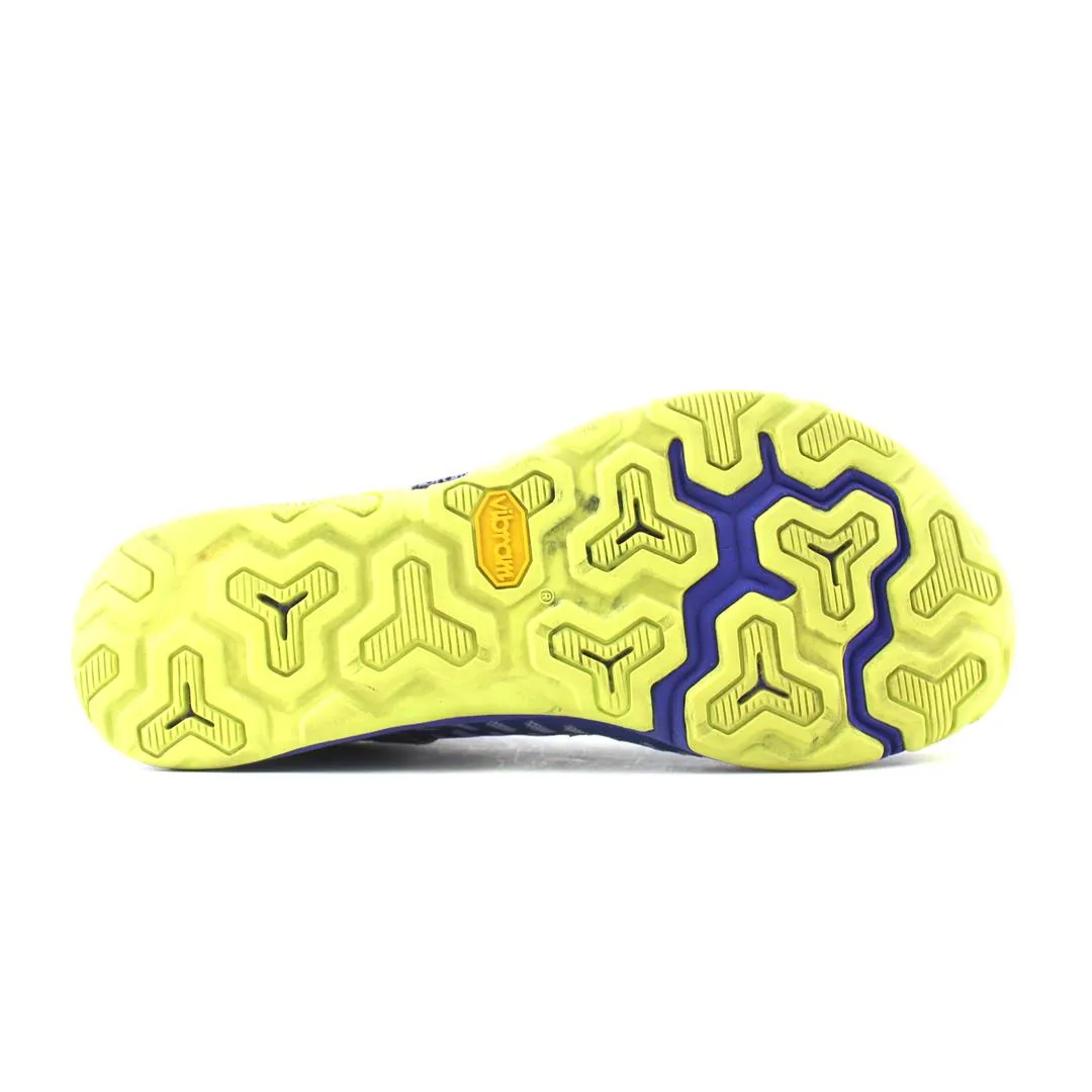 Size 17 Running Shoes NEW BALANCE MINIMUS 20V4