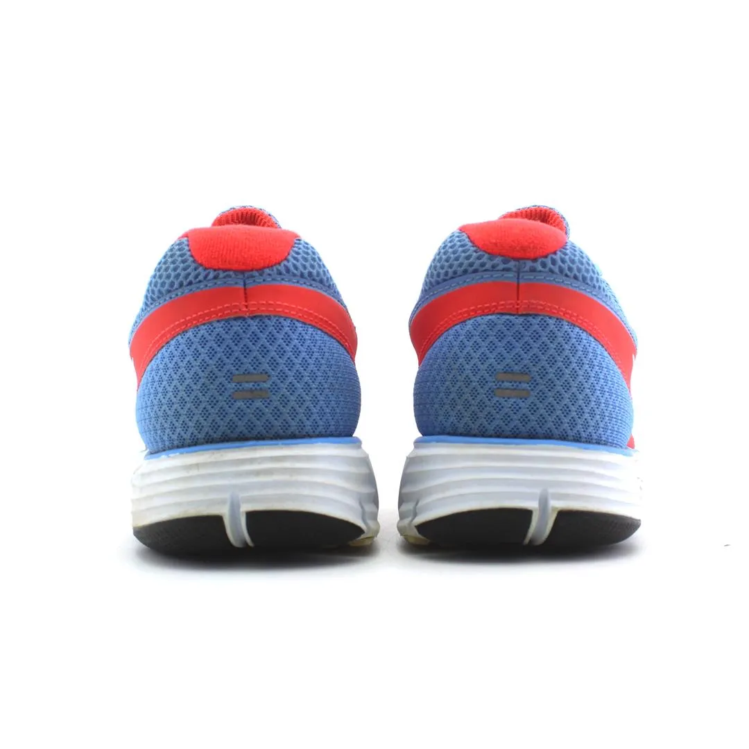 NIKE LUNAR SWIFT 4 Squatting In Running Shoes