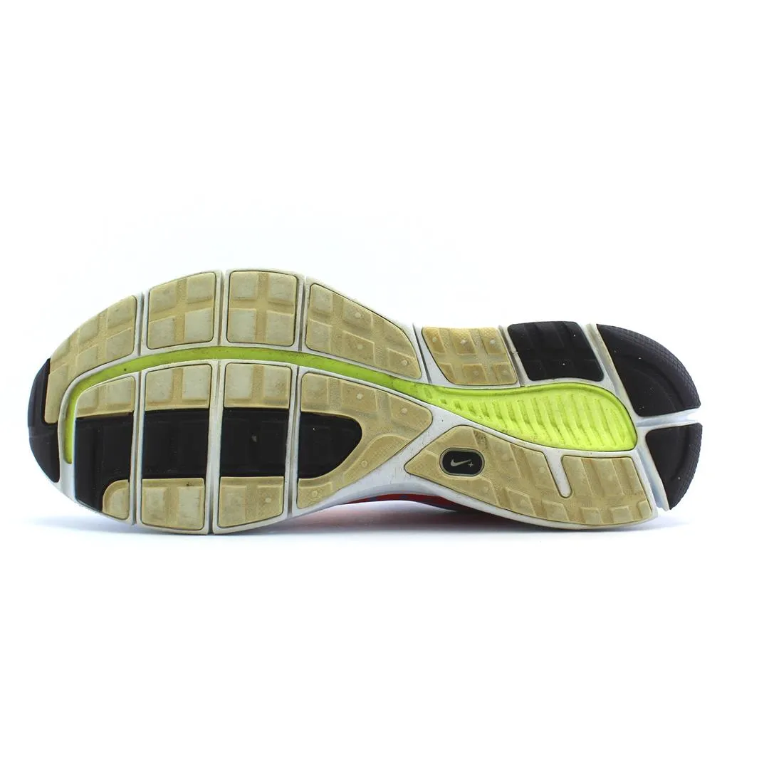 Comfortable Road Running Shoes NIKE LUNAR SWIFT 4