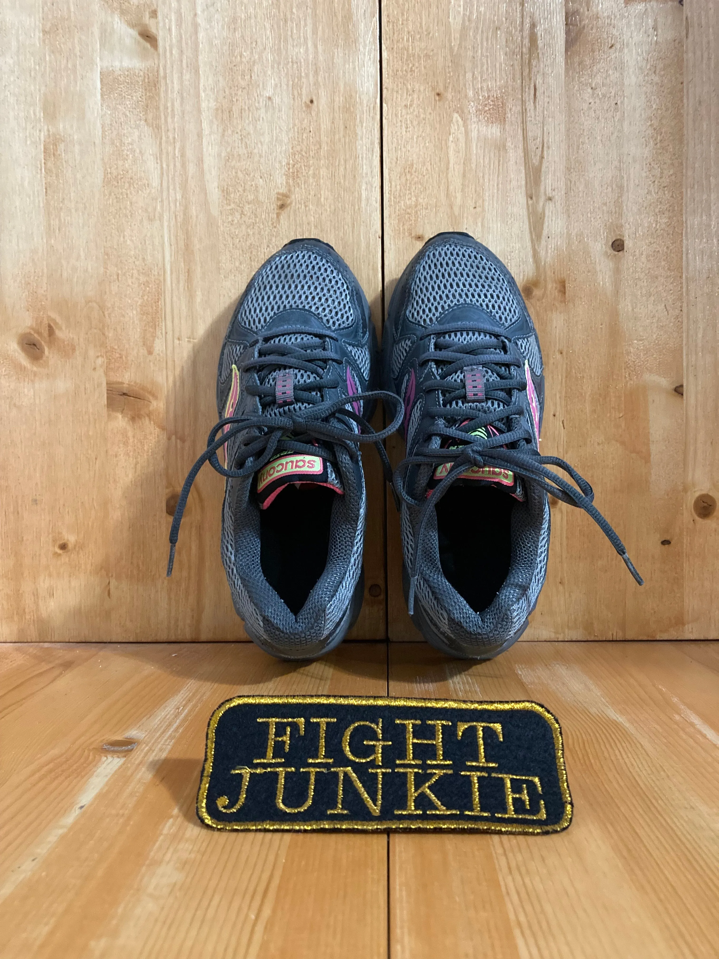 Trail Running Shoes Waterproof SAUCONY GRID TERRAIN Women Size 8.5 Trail Hiking Shoes Sneakers Gray S15225-1