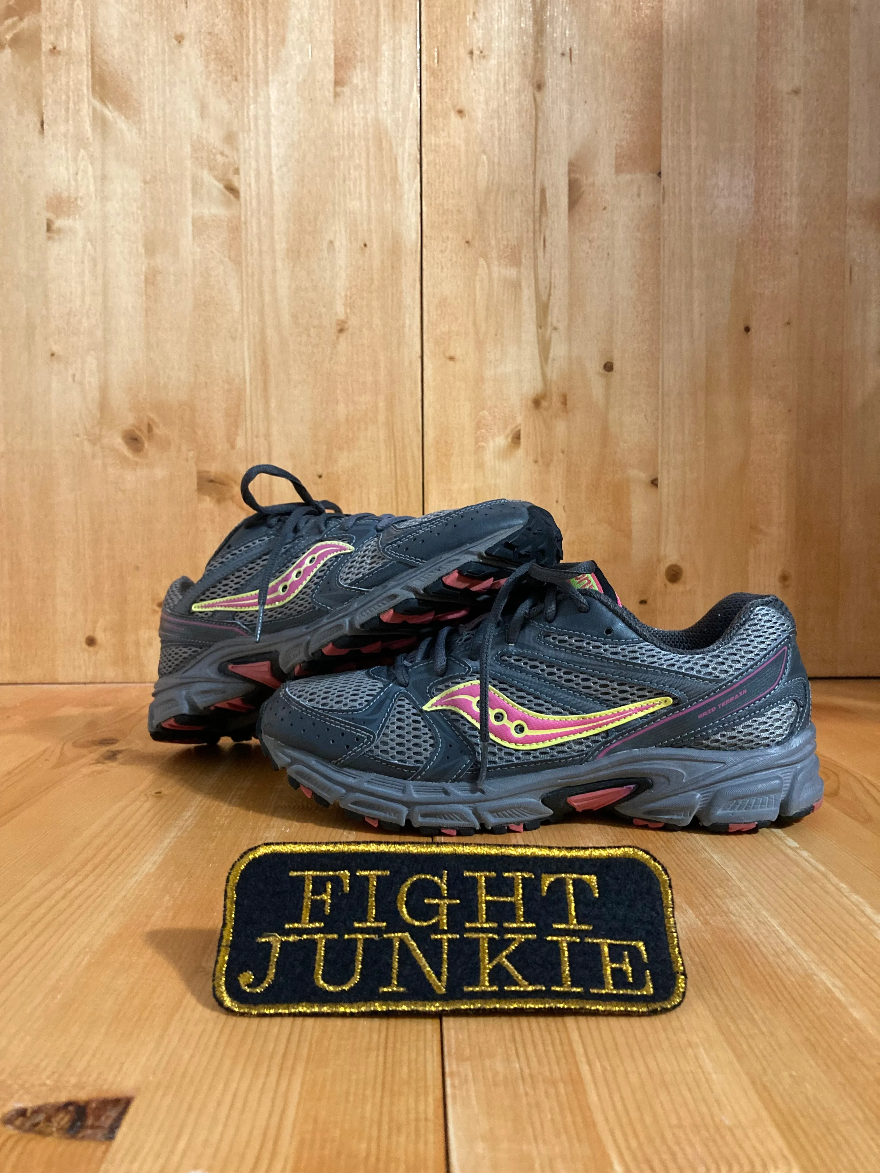 Frequent Trail Running Shoes SAUCONY GRID TERRAIN Women Size 8.5 Trail Hiking Shoes Sneakers Gray S15225-1