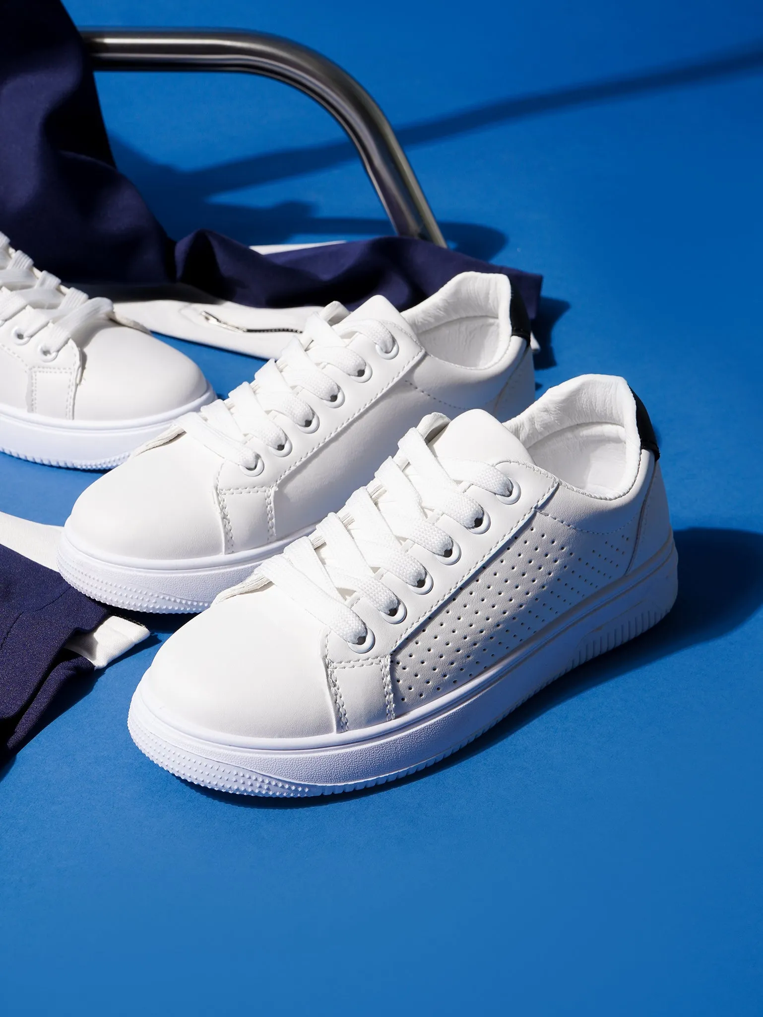 327 Sneakers Shubizz Santorini Flat Sneakers