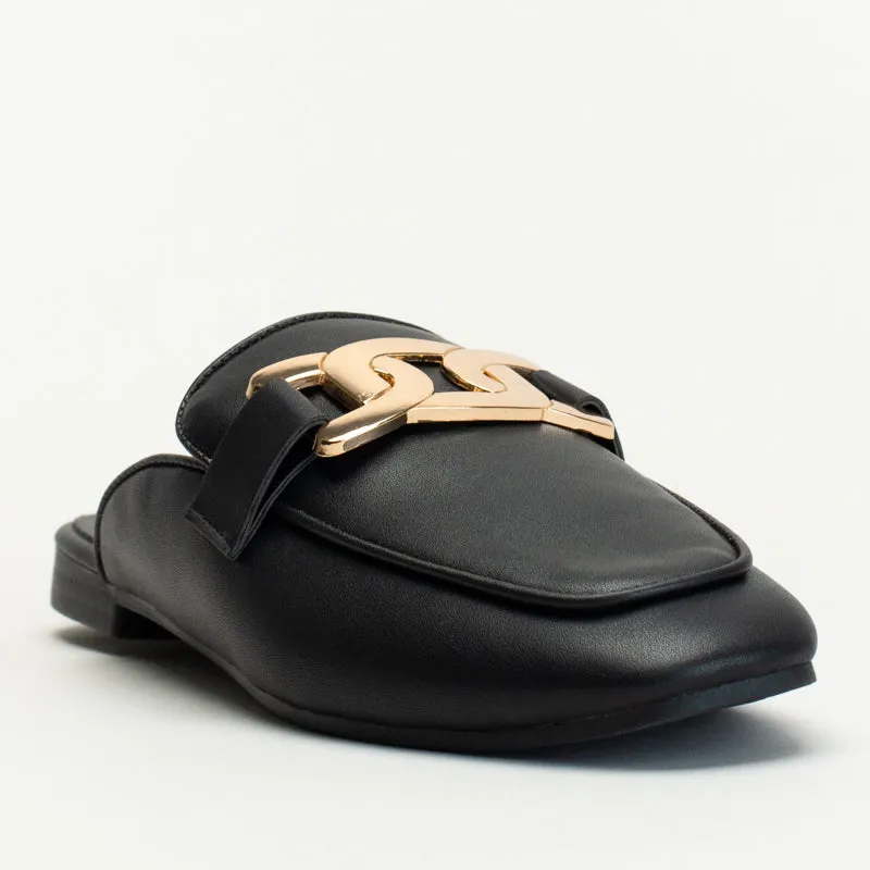 SLIP ON WITH CHAIN DETAIL Shin Pain When Walking In Flat Shoes