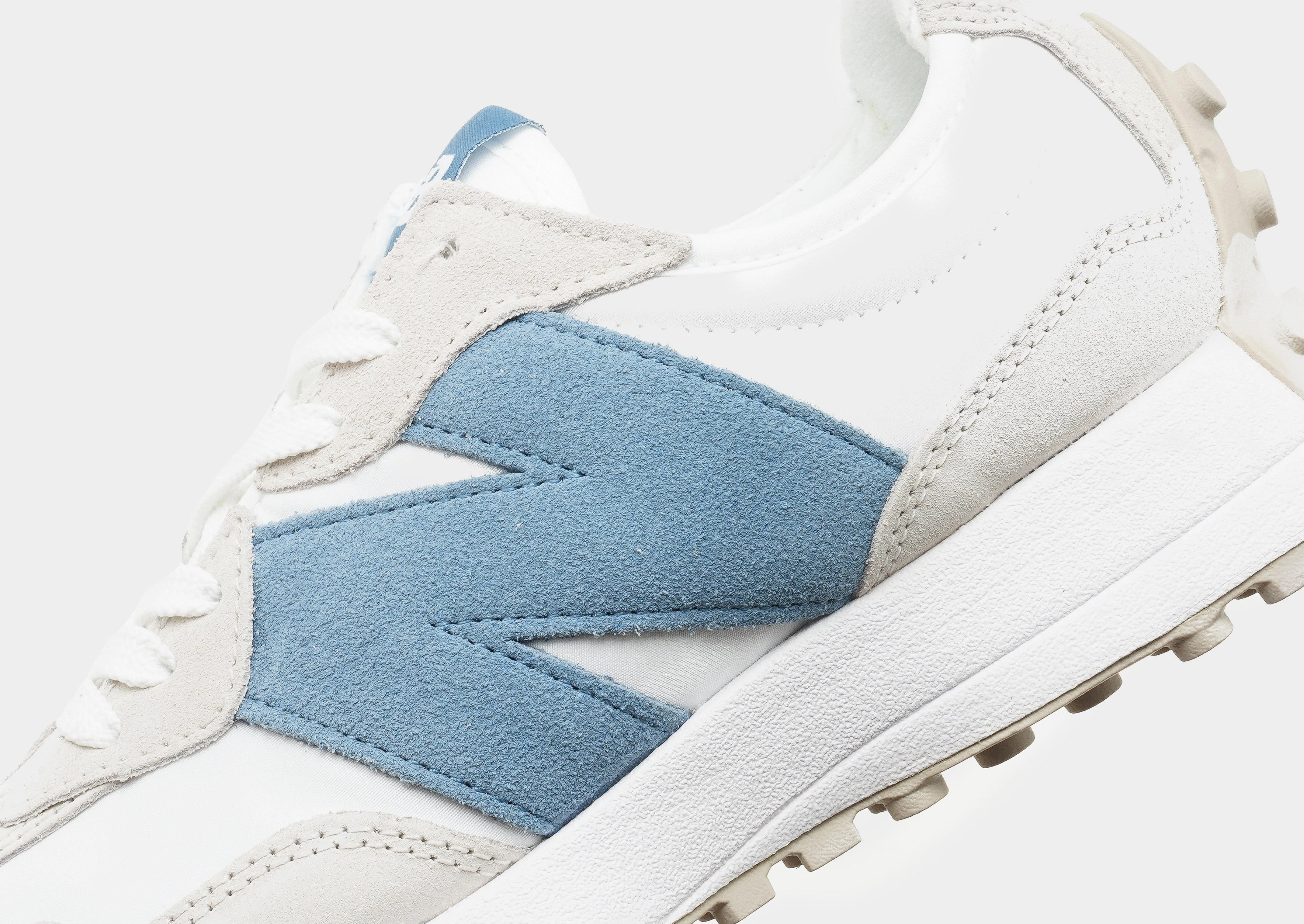 New Balance 530 Women 327 Women's