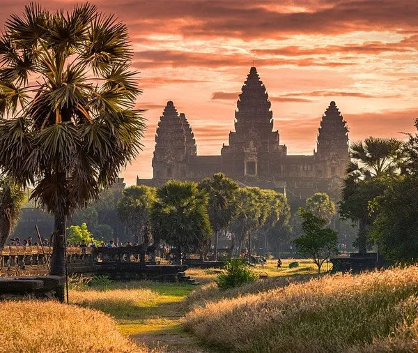 SOUTHERN LAOS TO SIEM REAP Cycling Size 8