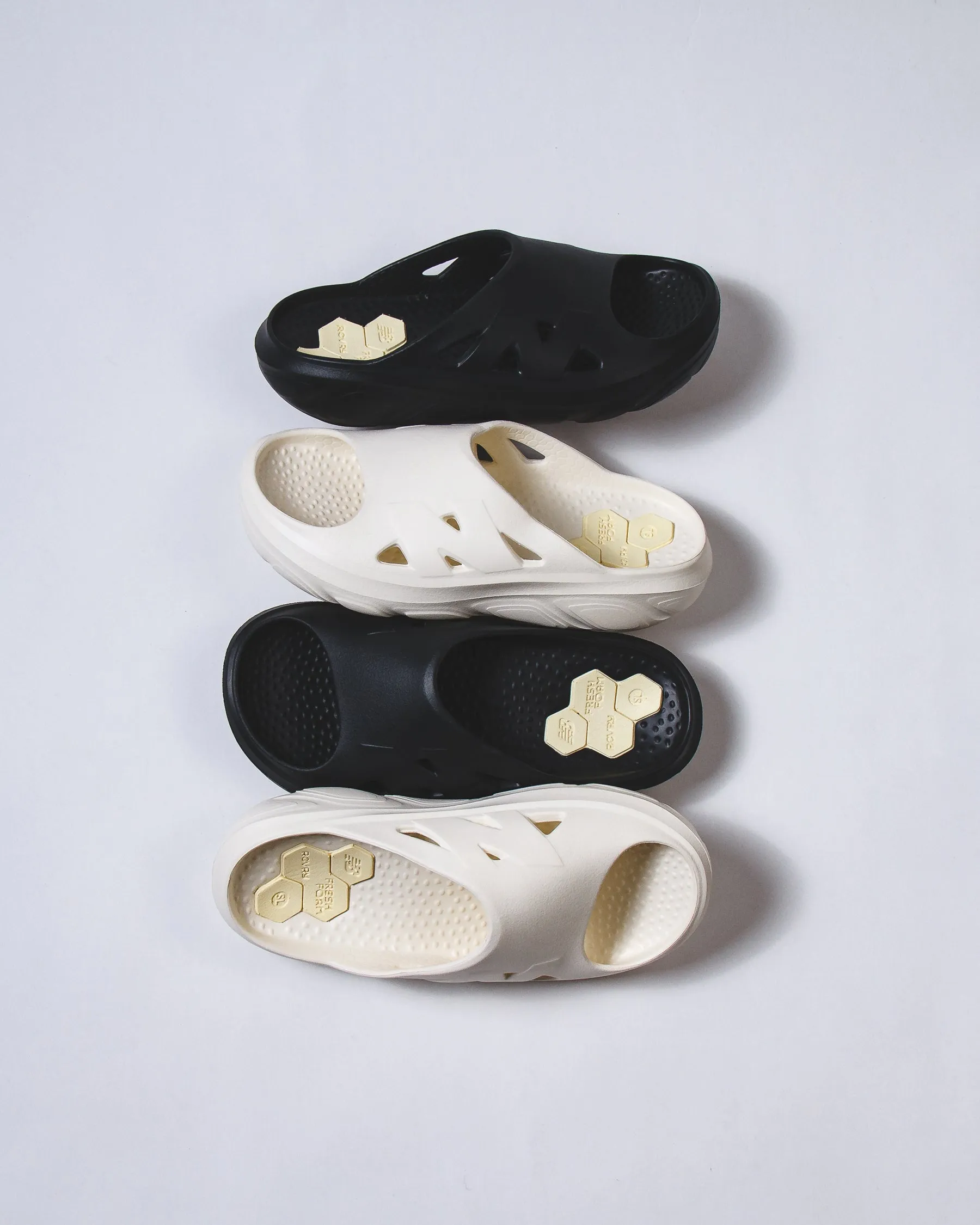 New Balance Men Fresh Foam RCVRY Slide Angora RCVRYSC1 New Balance Suede 574 Sneakers