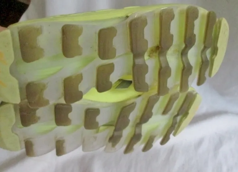 Adidas Mickey Mouse Shoes Womens ADIDAS SPRINGBLADE Running Athletic Sport Shoe Sneaker YELLOW 6 M20200