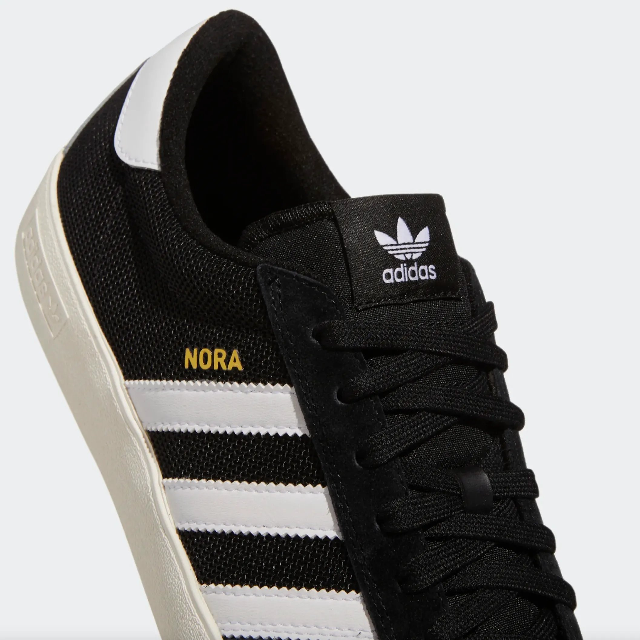 ADIDAS NORA CORE BLACK / CLOUD WHITE Adidas Handball Shoe