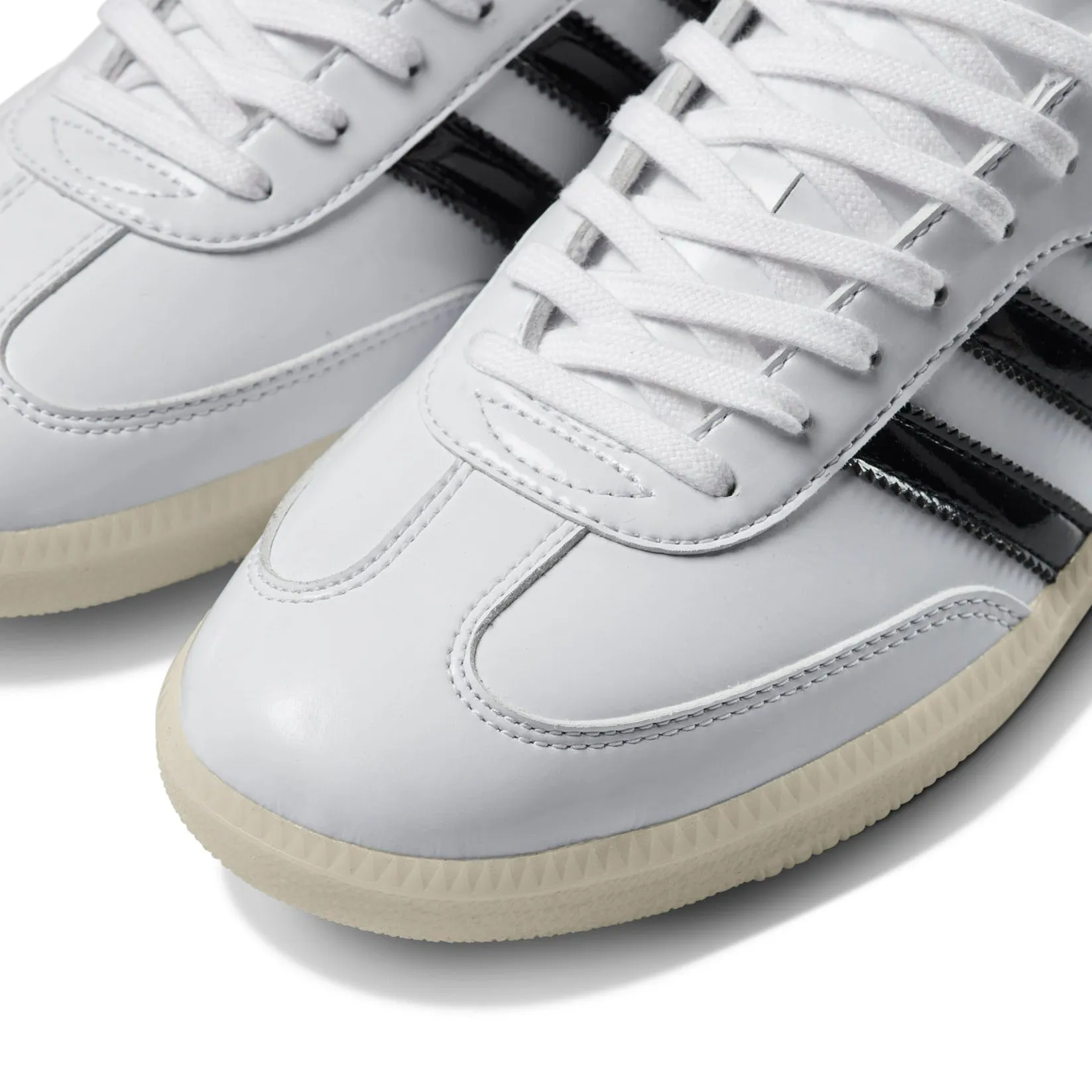 Human Races Adidas Shoes ADIDAS DILL SAMBA PATENT WHITE / BLACK