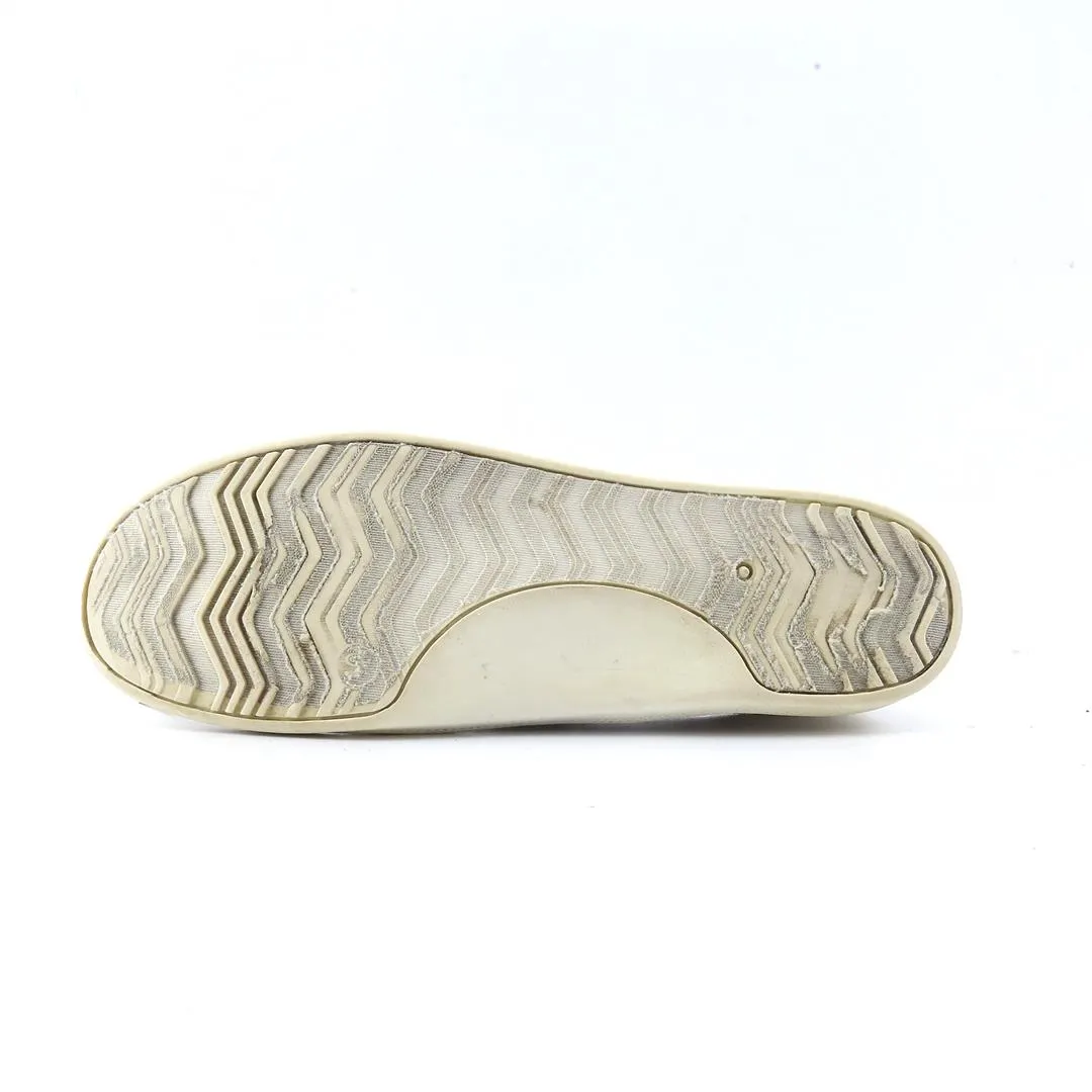 Wally Corduroy Casual Shoes MADDEN GIRL BRETTE