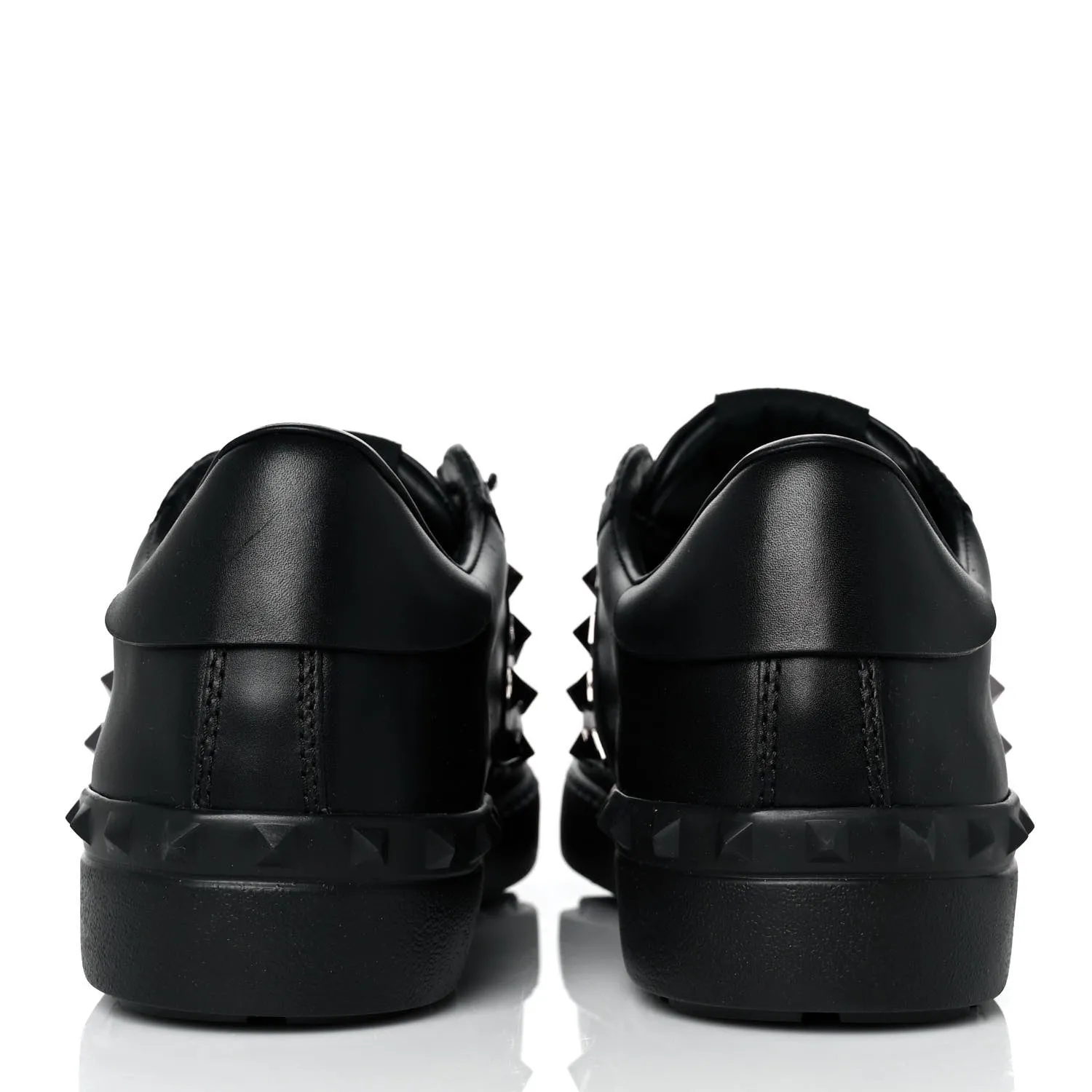 Penguin Sneakers Valentino Garavani Women's Pyramid Detailed Sneakers