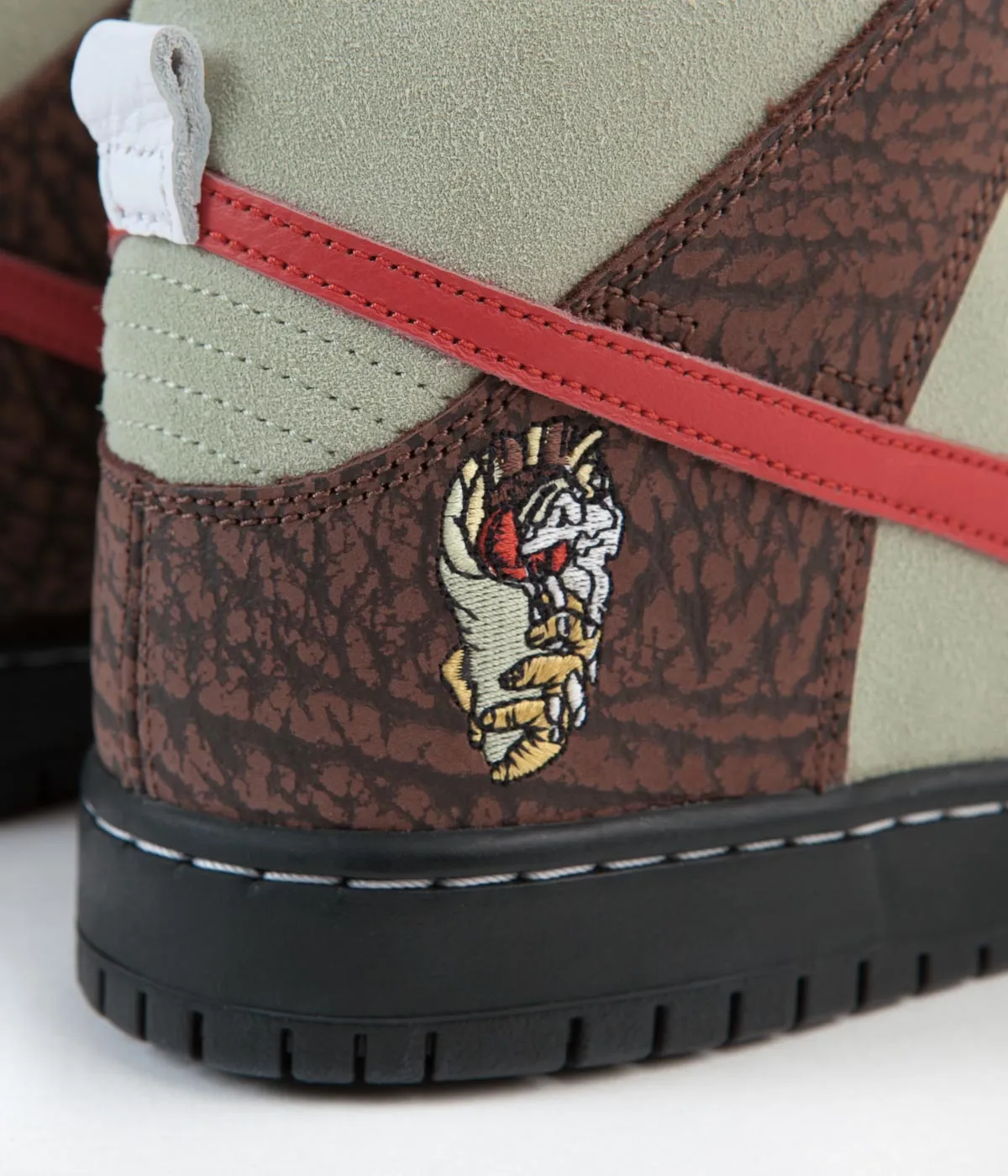 Asics Youth Basketball Shoes Nike SB Dunk High Pro 'Kebab and Destroy' Shoes - Topaz Gold / Chile Red - Fauna Brown - White - Black - Celadon