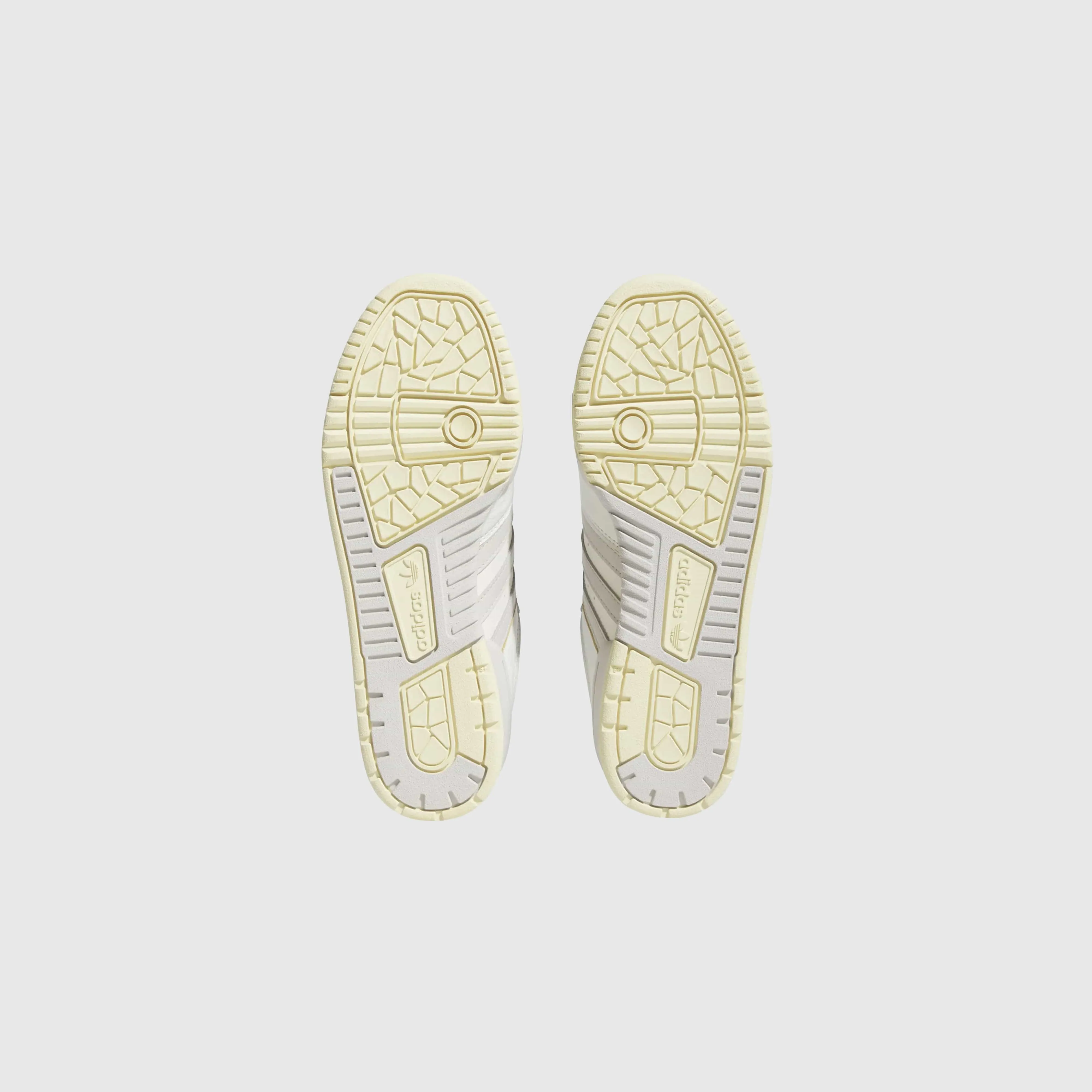 Adidas Rivalry Low 86 - Cloud White / Grey One / Off White Adidas Samba Soccer Shoe