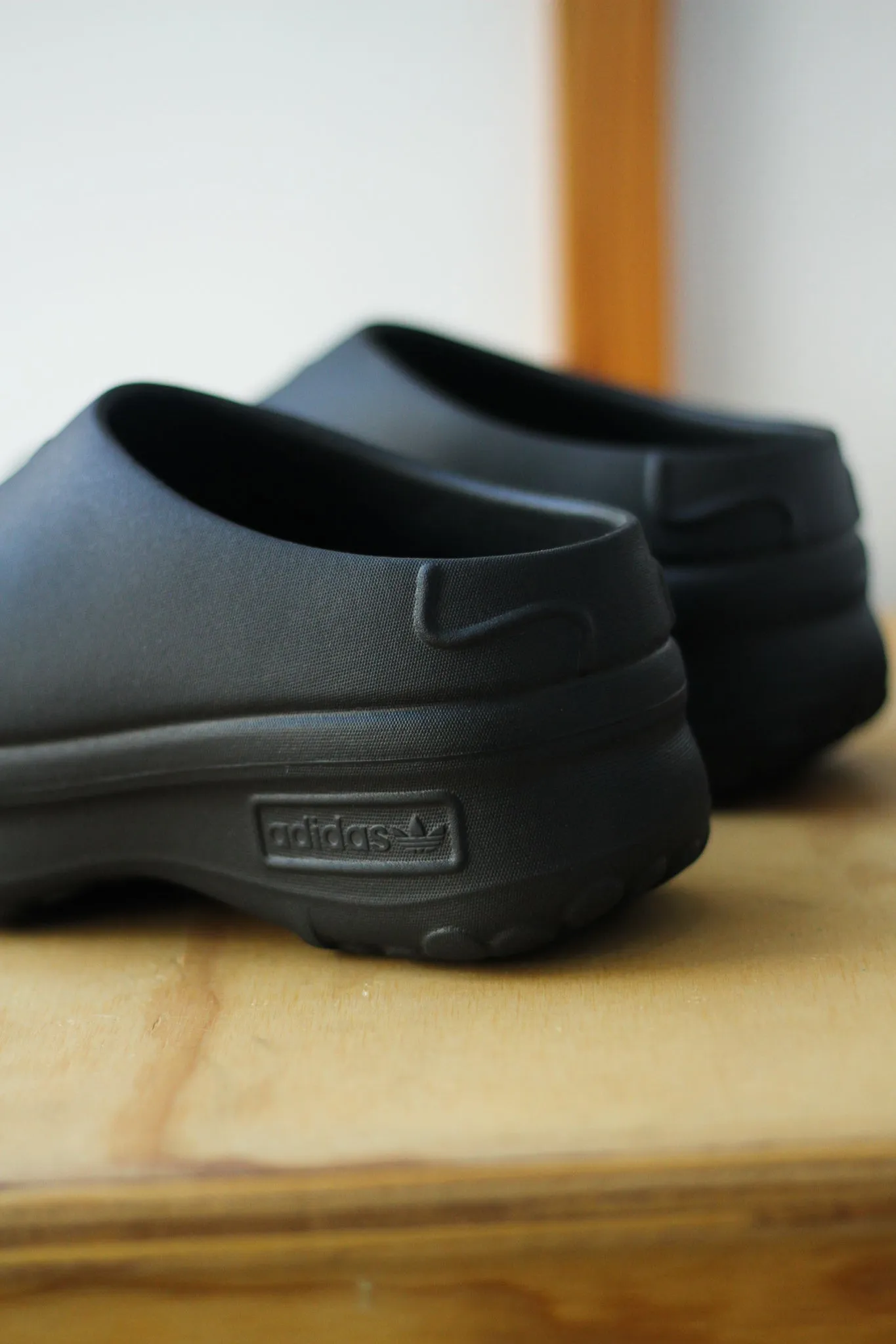 W STAN SMITH MULE "BLACK" Adidas Crazyflight Volleyball Shoes