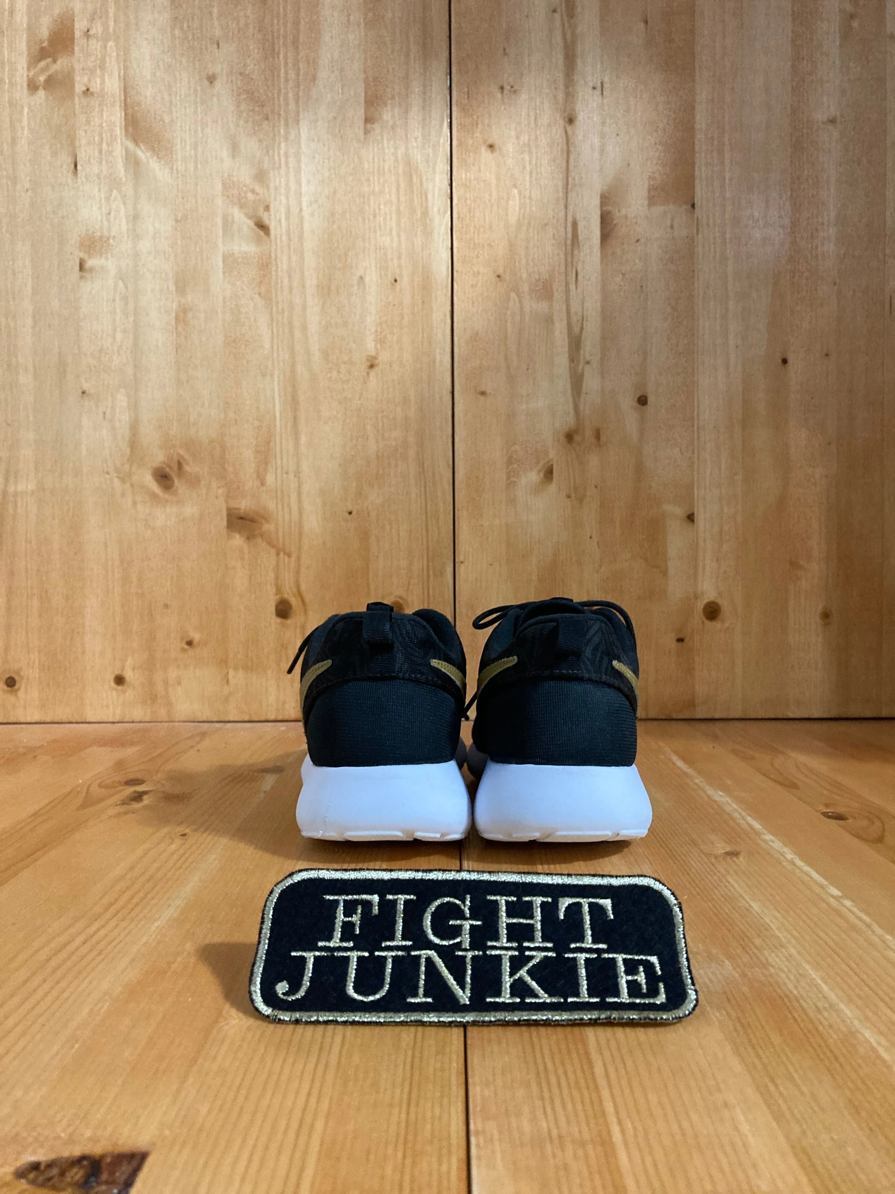 Asics Winterised Running Shoes NIKE ROSHE ONE Youth Size 6Y Running Training Shoes Sneakers Black & White