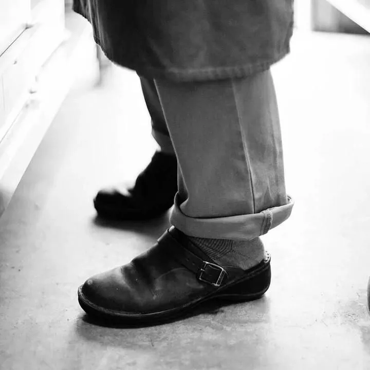 Men's Soft Leather Slippers - Proven Plantar Fasciitis, Foot and Heel Pain Relief Slippers And Shoes