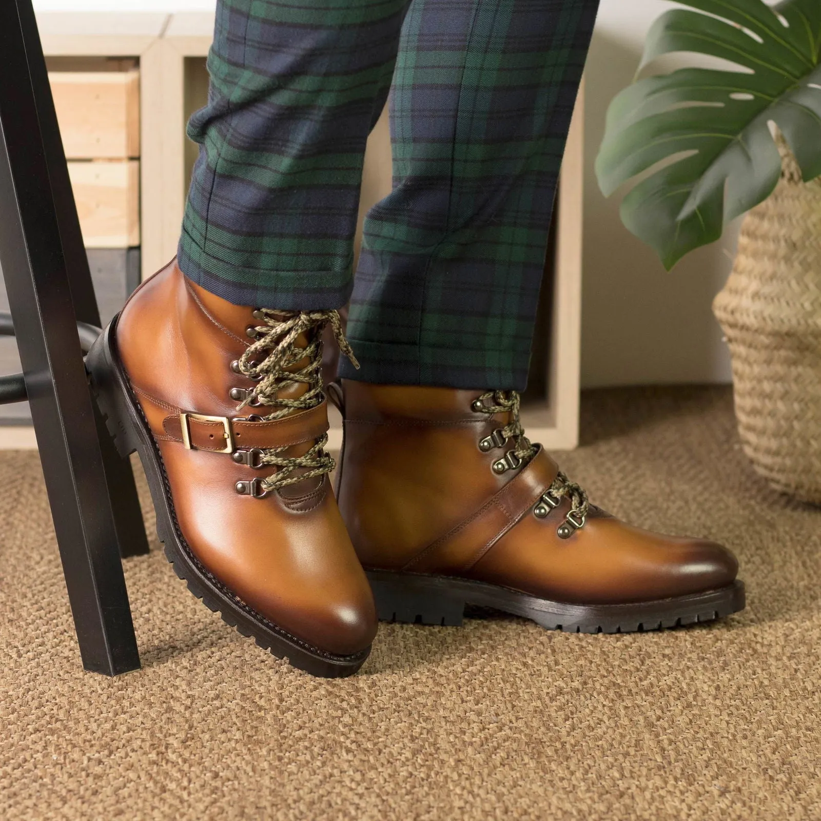 Men's Hiking Leather Boots Goodyear Welt Wide Plus Size Brown 5648 Hiking Shoes Edinburgh