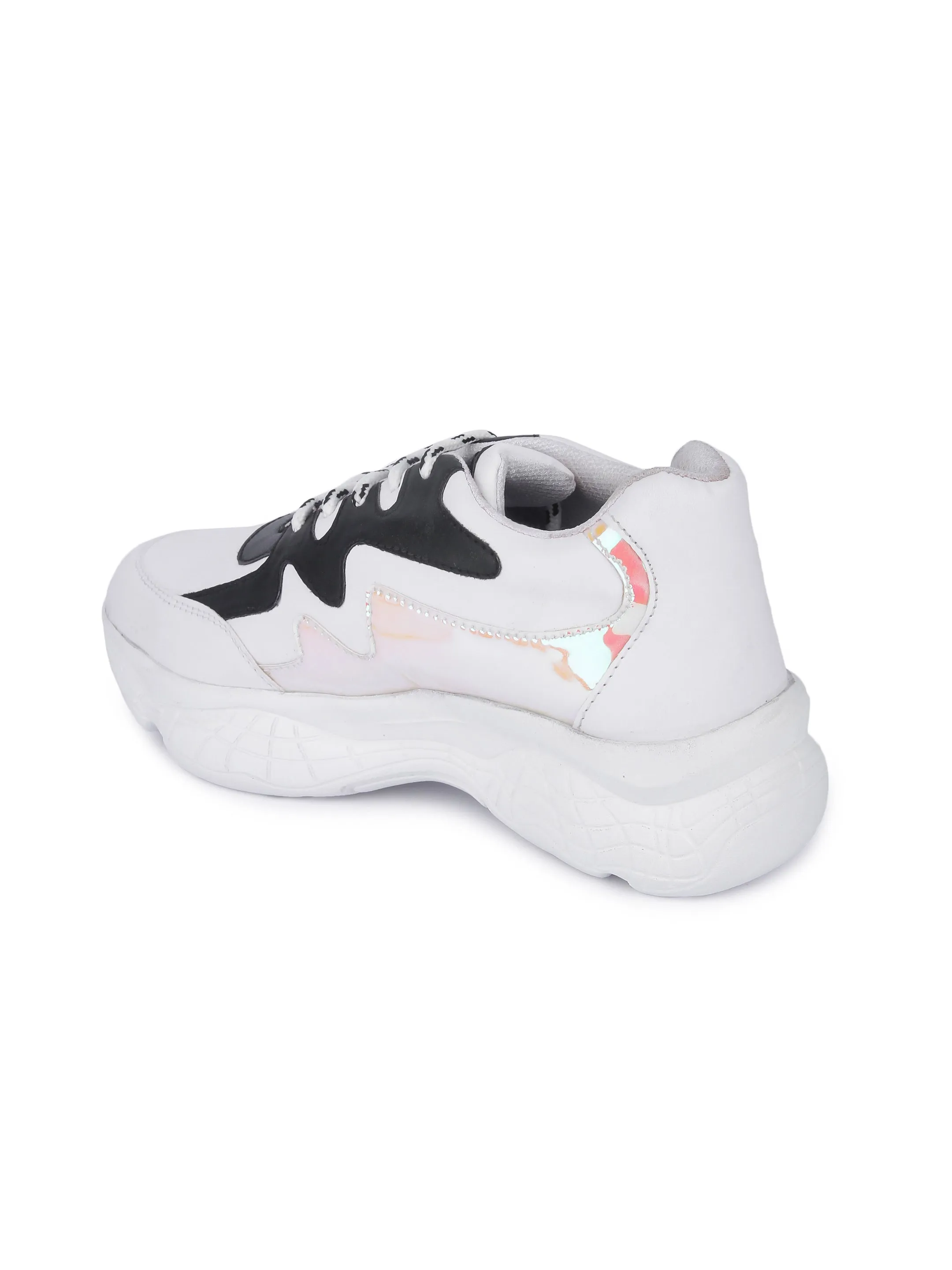 108 Sneakers White Black & Chrome Thunder Casual Sneaker