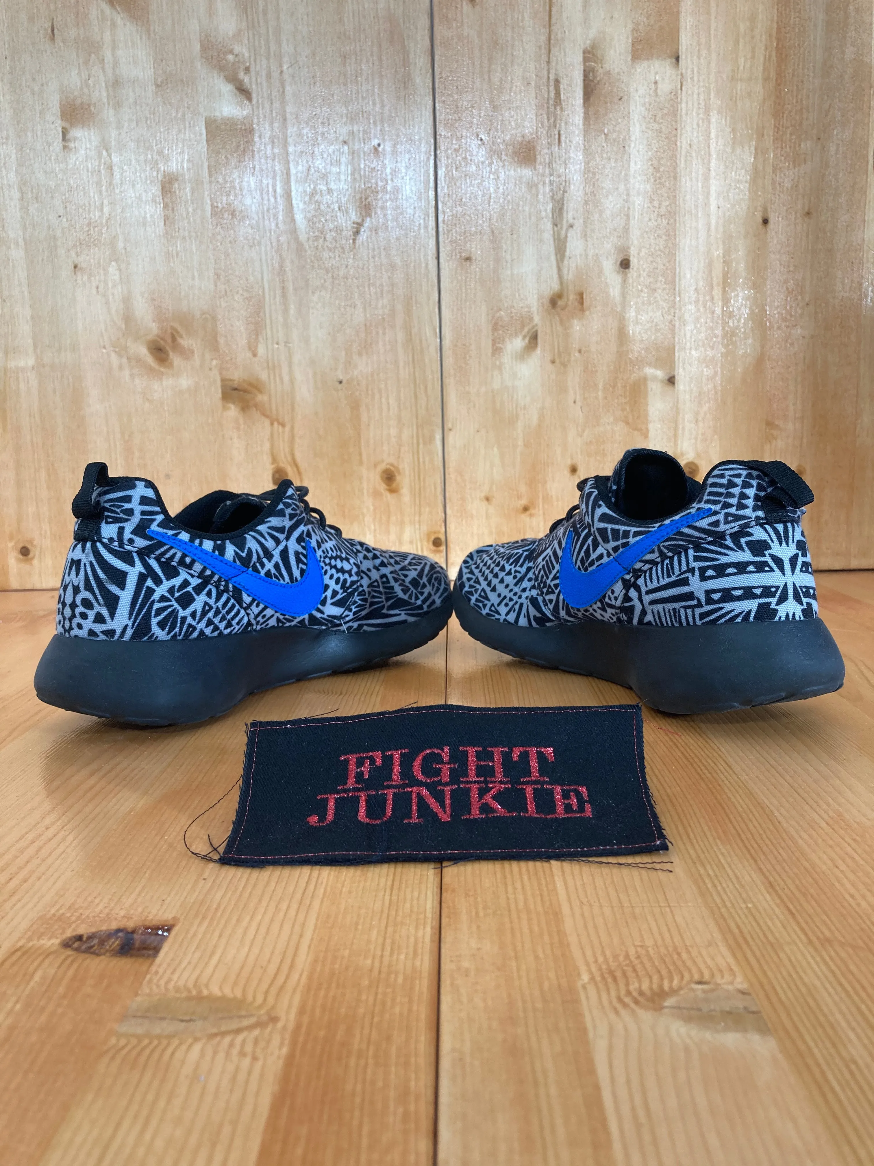 Asics Gel-kayano 29 Running Shoes NIKE ROSHE RUN PRINT Youth Size 7 Shoes Sneakers 677782-005