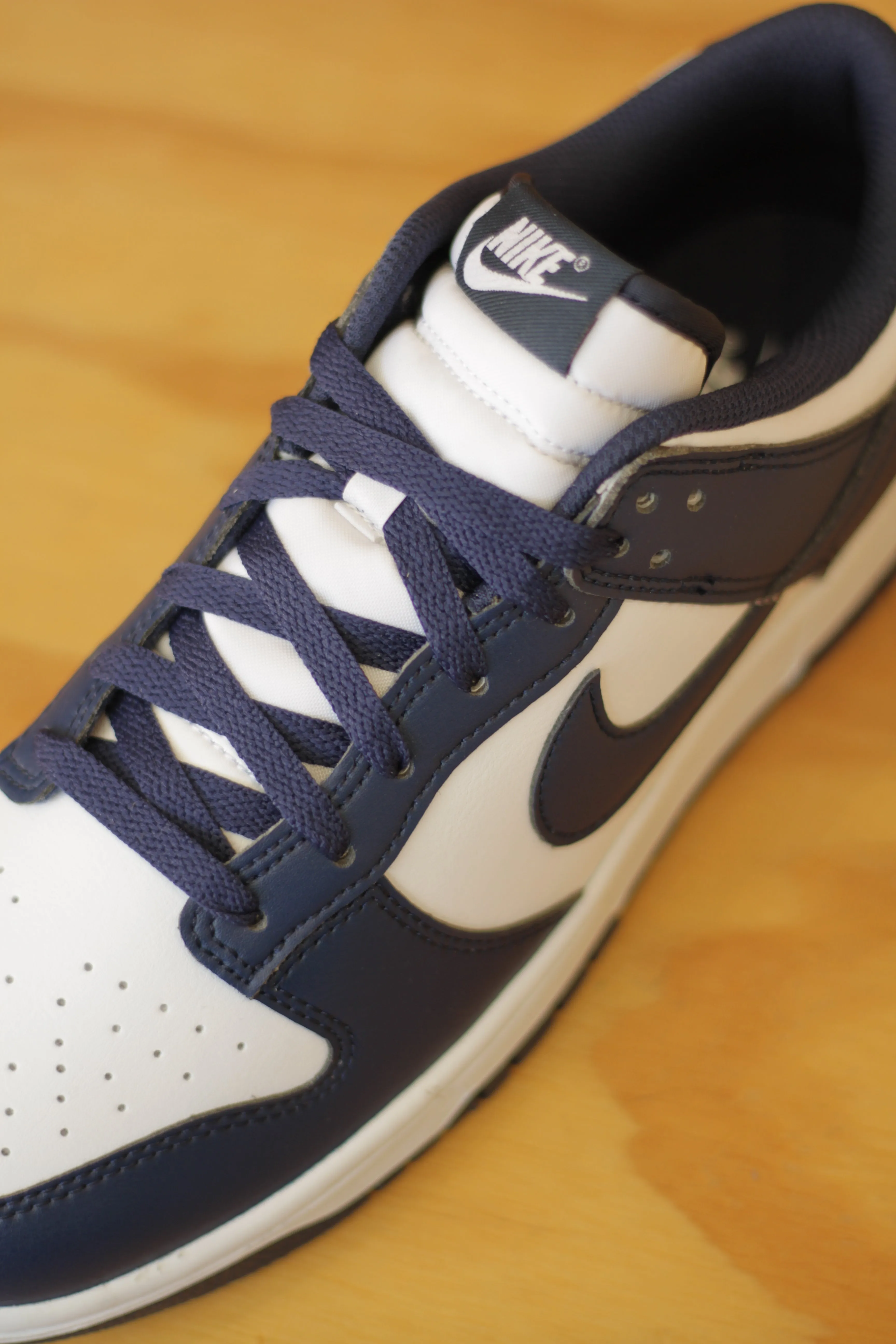 NIKE DUNK LOW RETRO "WHITE/MIDNIGHT NAVY-WHITE" Asics Running Shoe Models