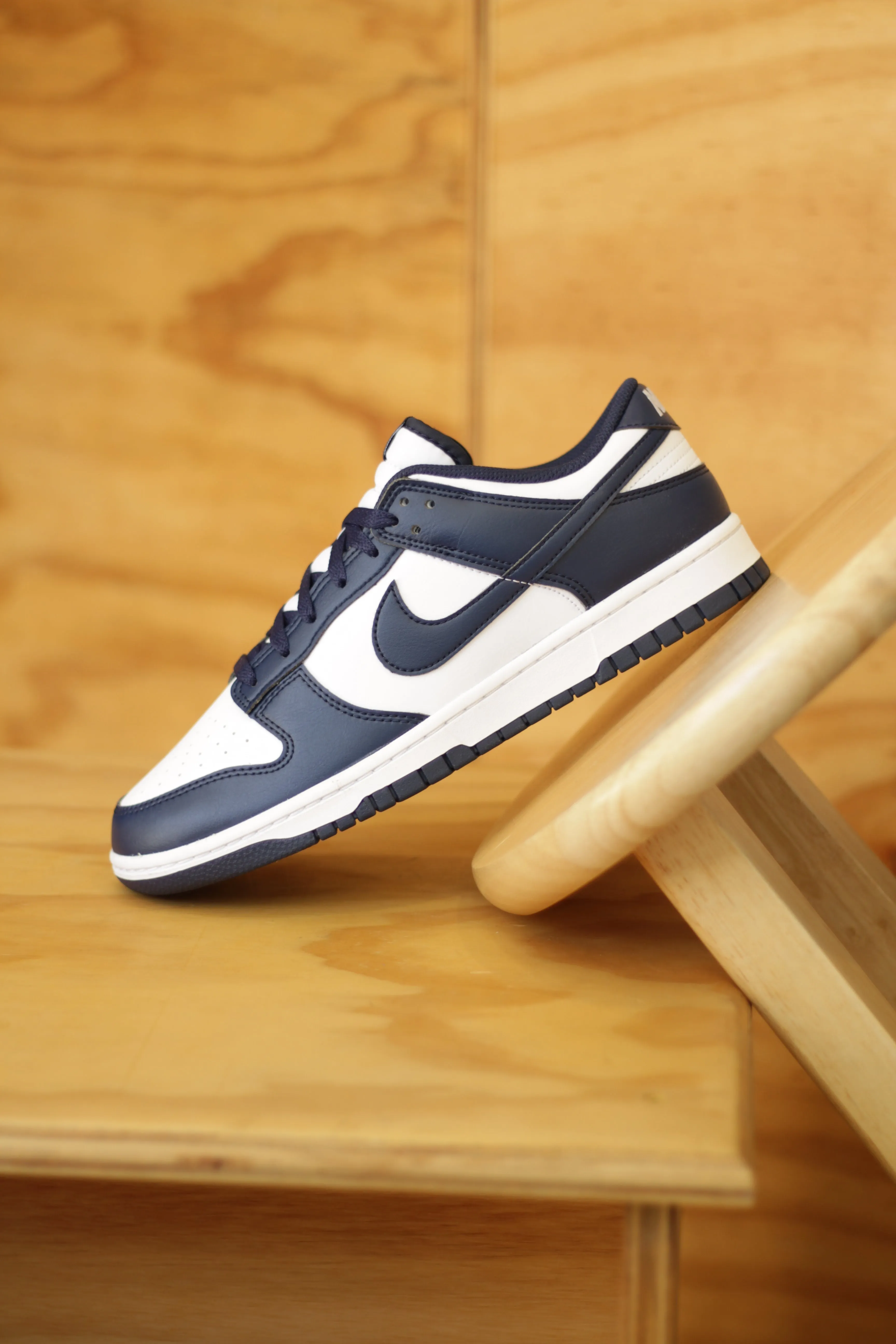 NIKE DUNK LOW RETRO "WHITE/MIDNIGHT NAVY-WHITE" Asics Hypersprint 8 Track & Field Shoes